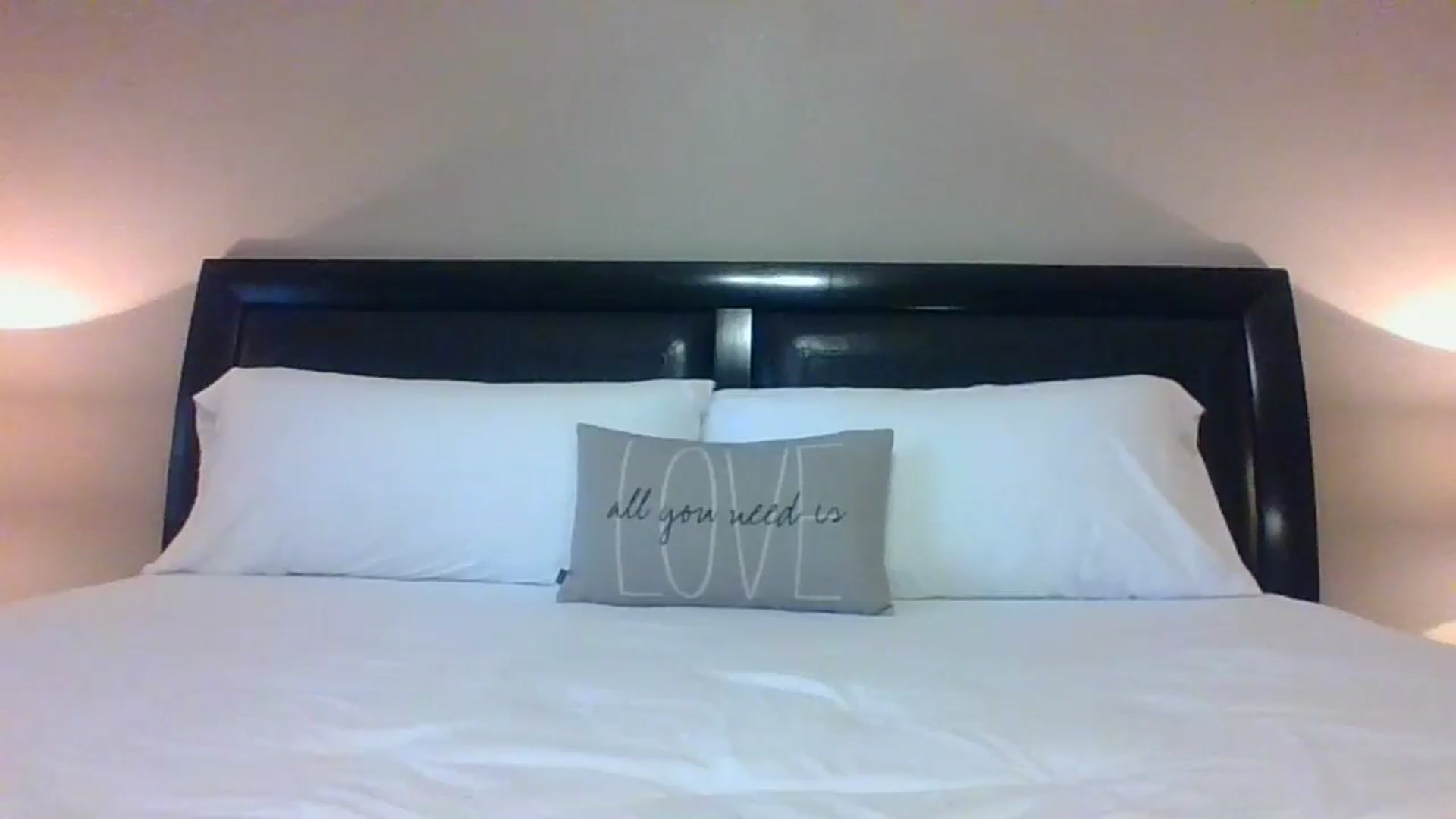Gallery image thumbnail from LVDOLL's myfreecams stream on, 09/10/2023, 22:01 image 18 of 20