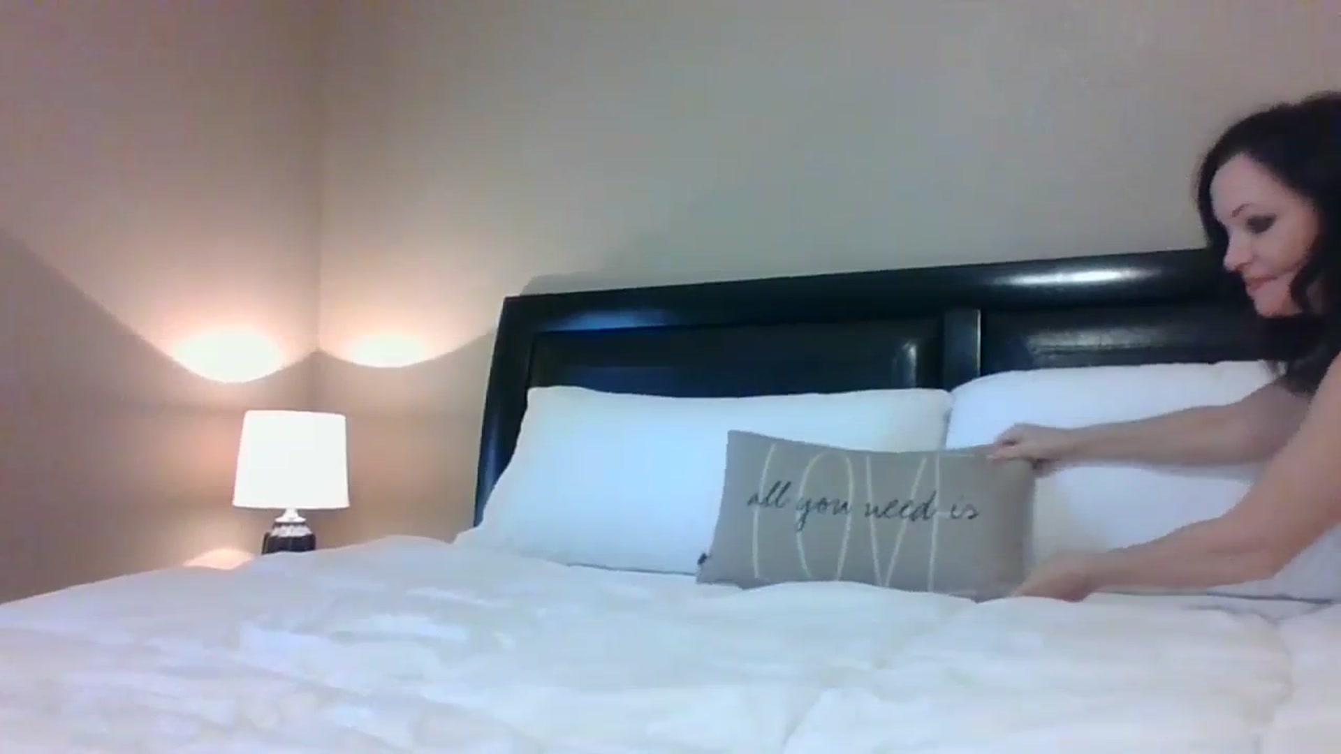 Gallery image thumbnail from LVDOLL's myfreecams stream on, 09/16/2023, 22:00 image 6 of 20
