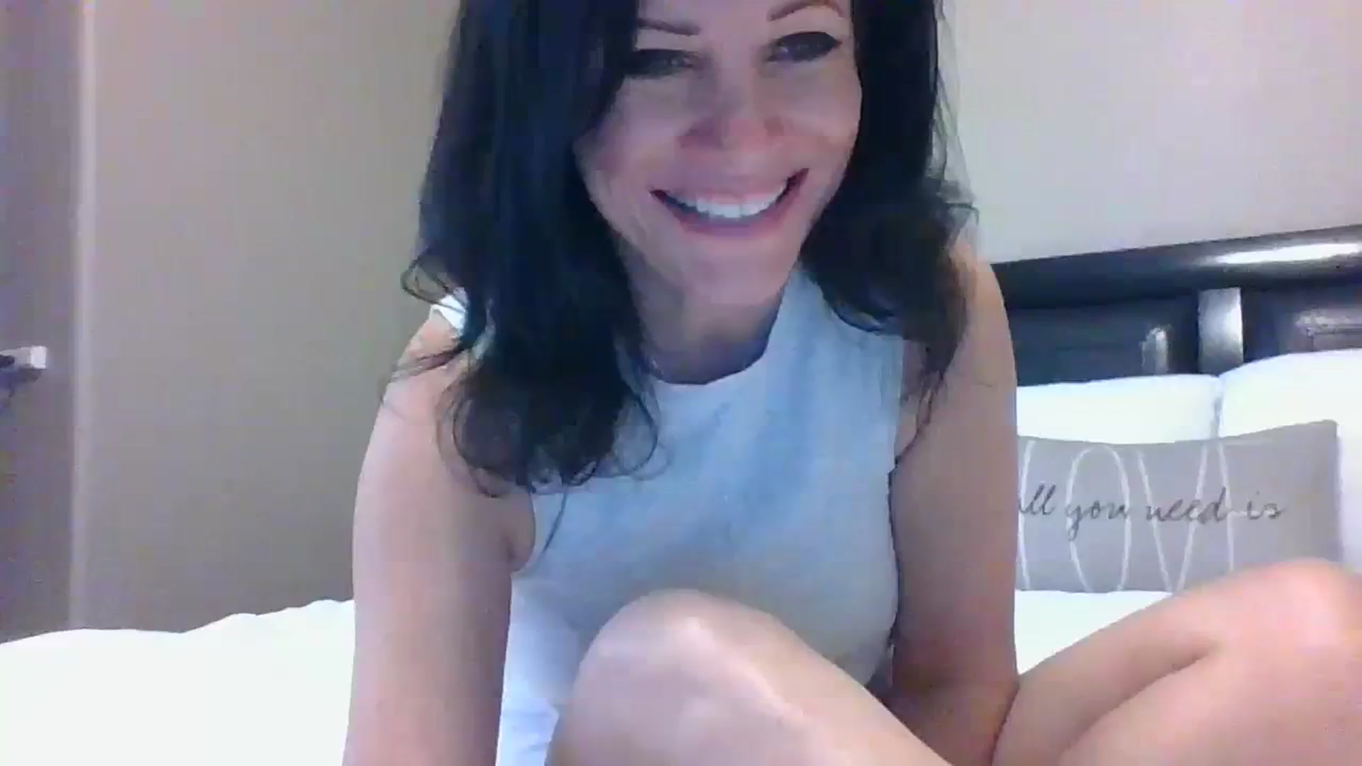 Gallery image thumbnail from LVDOLL's myfreecams stream on, 09/16/2023, 22:40 image 15 of 20