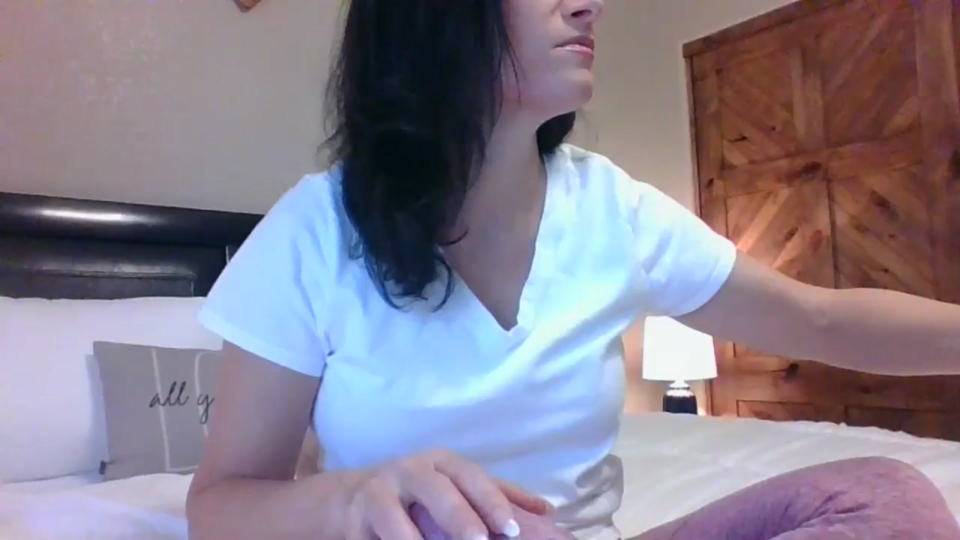 Gallery image thumbnail from LVDOLL's myfreecams stream on, 09/22/2023, 19:45 image 17 of 20