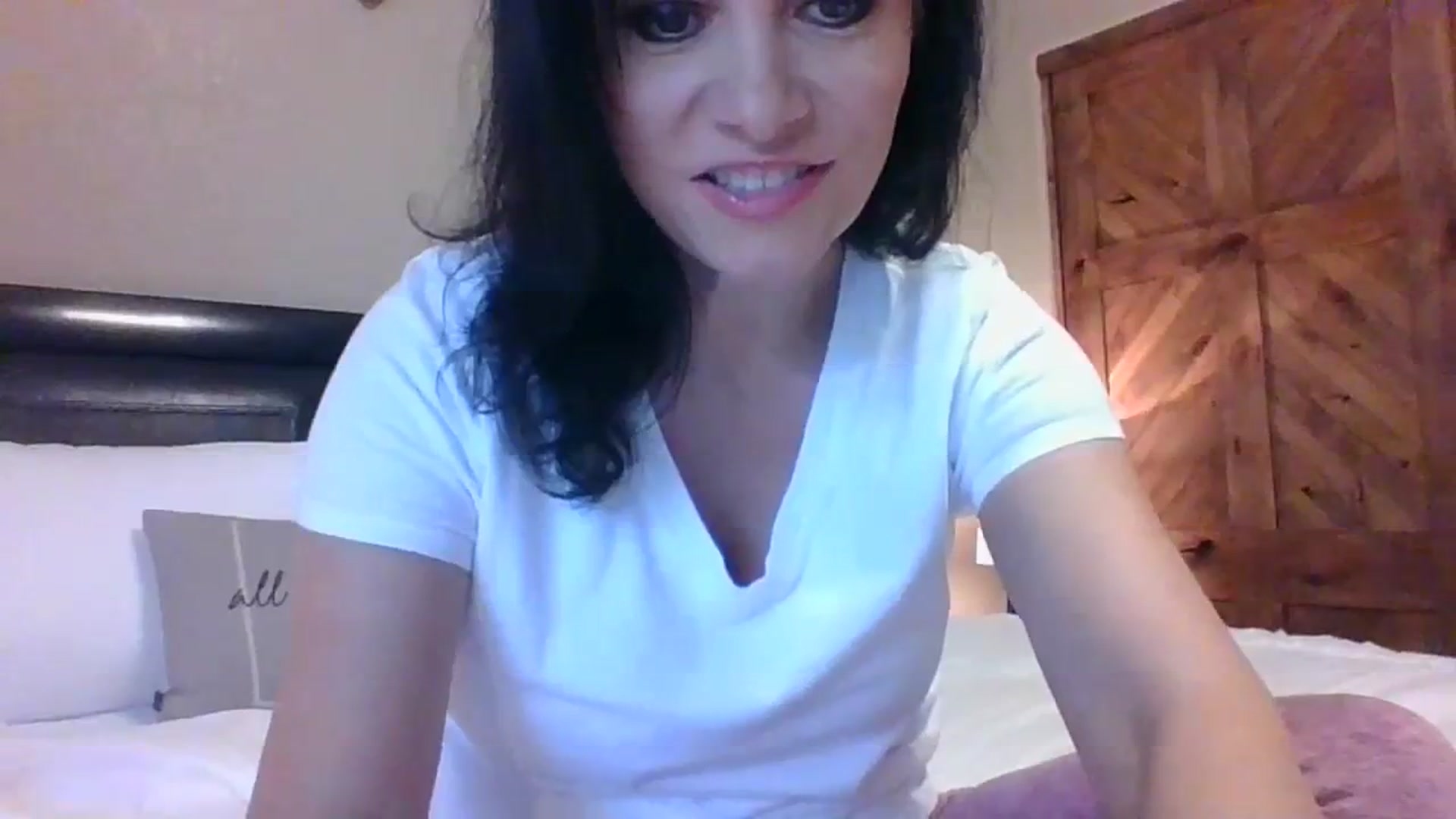 Gallery image thumbnail from LVDOLL's myfreecams stream on, 09/22/2023, 19:45 image 19 of 20