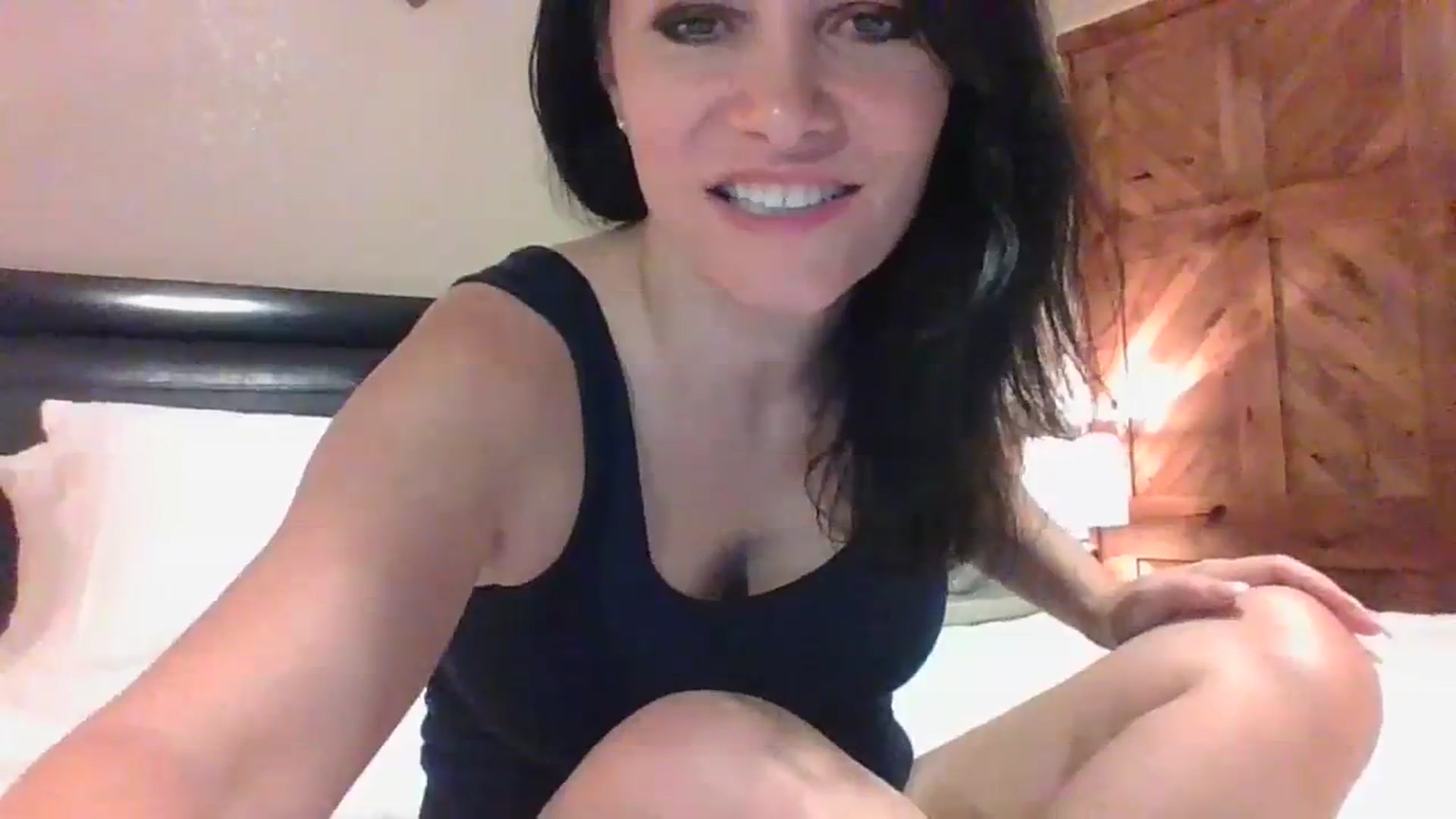 Gallery image thumbnail from LVDOLL's myfreecams stream on, 09/26/2023, 02:15 image 10 of 20