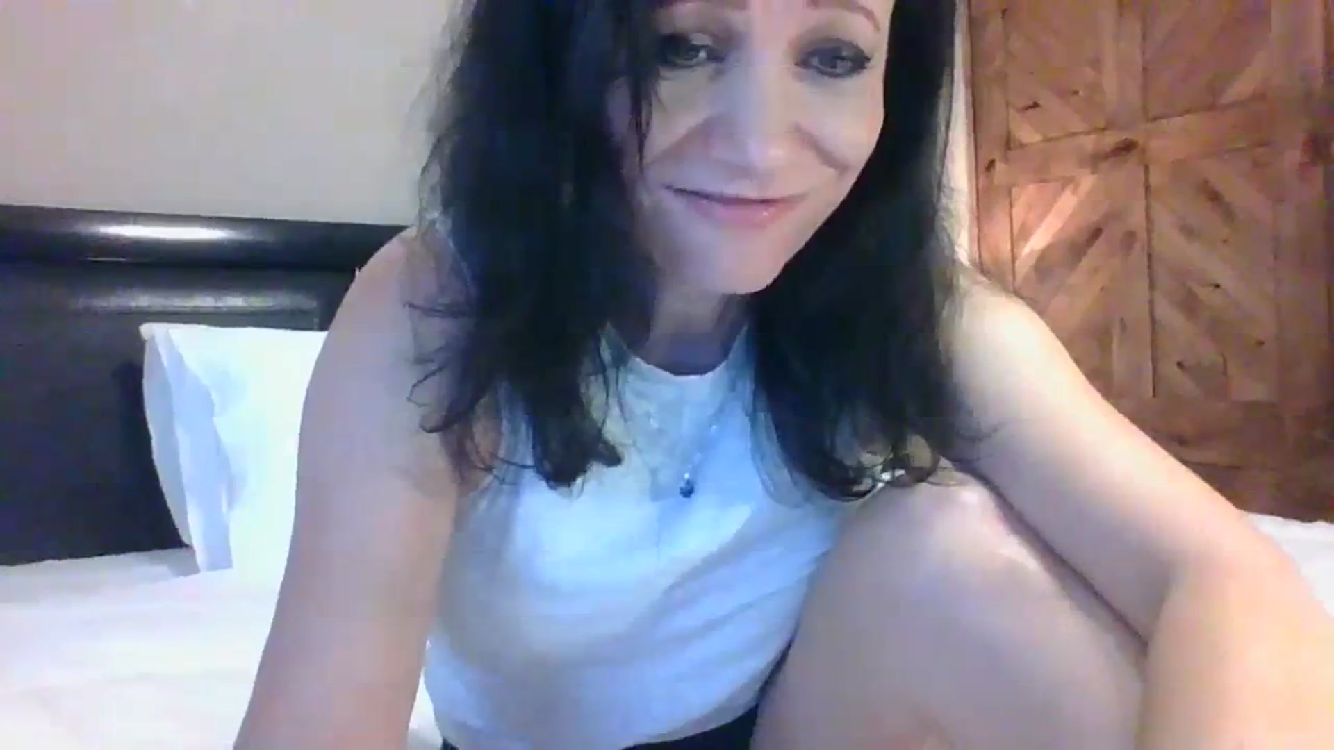 Gallery image thumbnail from LVDOLL's myfreecams stream on, 10/06/2023, 24:01 image 6 of 20