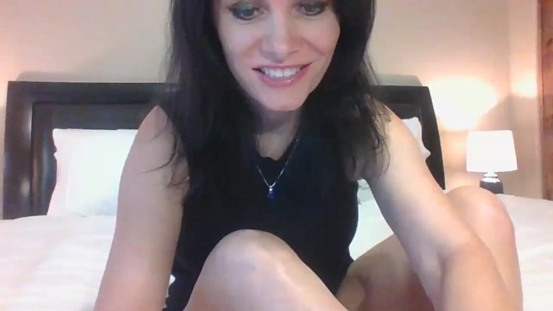 Gallery image thumbnail from LVDOLL's myfreecams stream on, 10/08/2023, 24:01 image 16 of 20