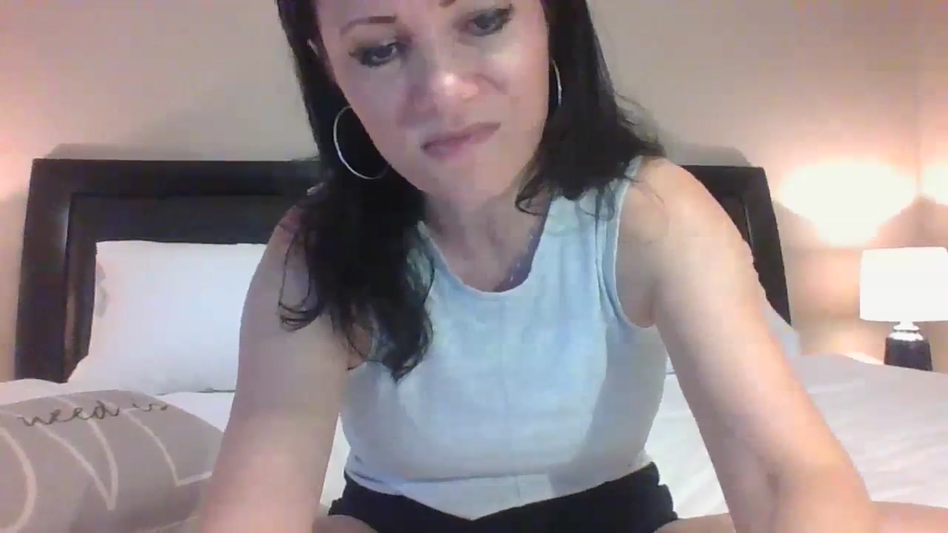 Gallery image thumbnail from LVDOLL's myfreecams stream on, 10/16/2023, 24:28 image 2 of 20