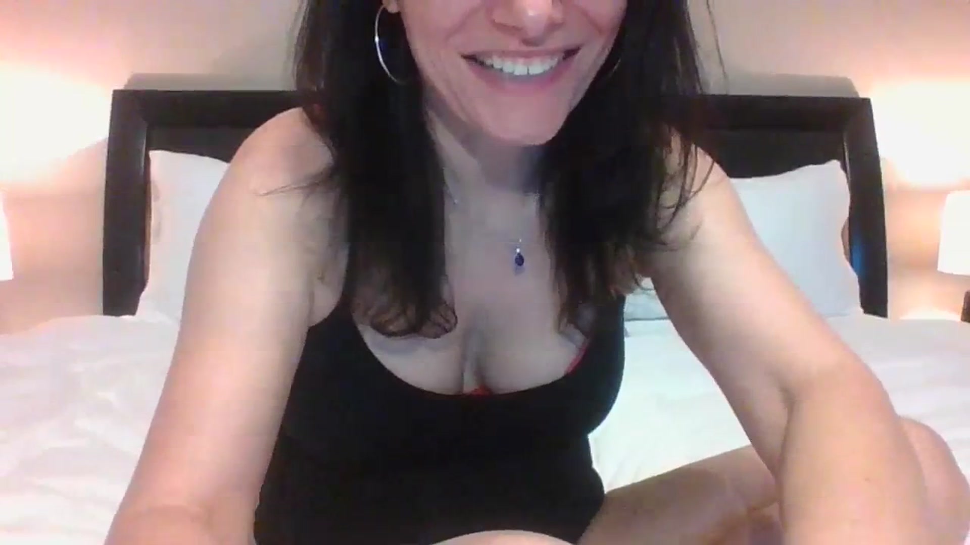 Gallery image thumbnail from LVDOLL's myfreecams stream on, 10/23/2023, 04:50 image 14 of 20