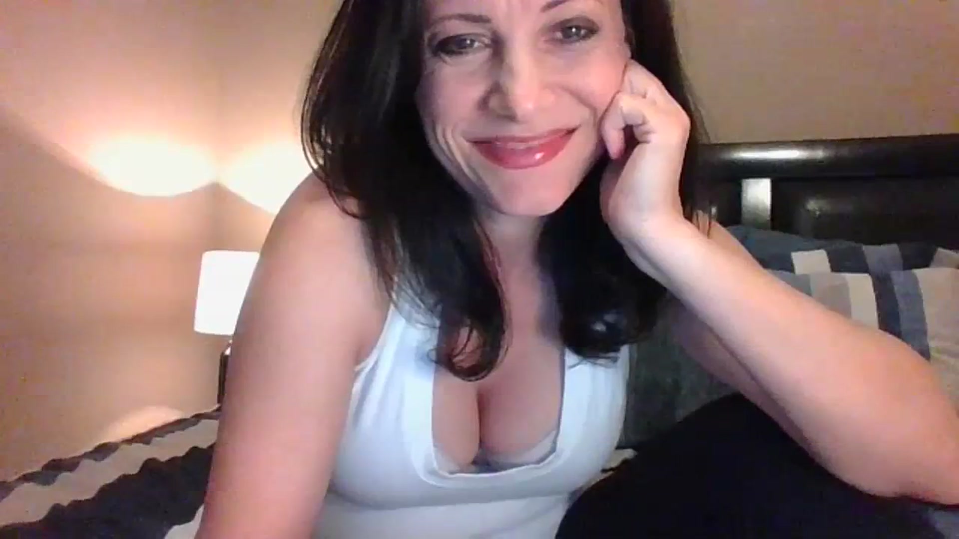 Gallery image thumbnail from LVDOLL's myfreecams stream on, 11/16/2023, 03:11 image 15 of 20