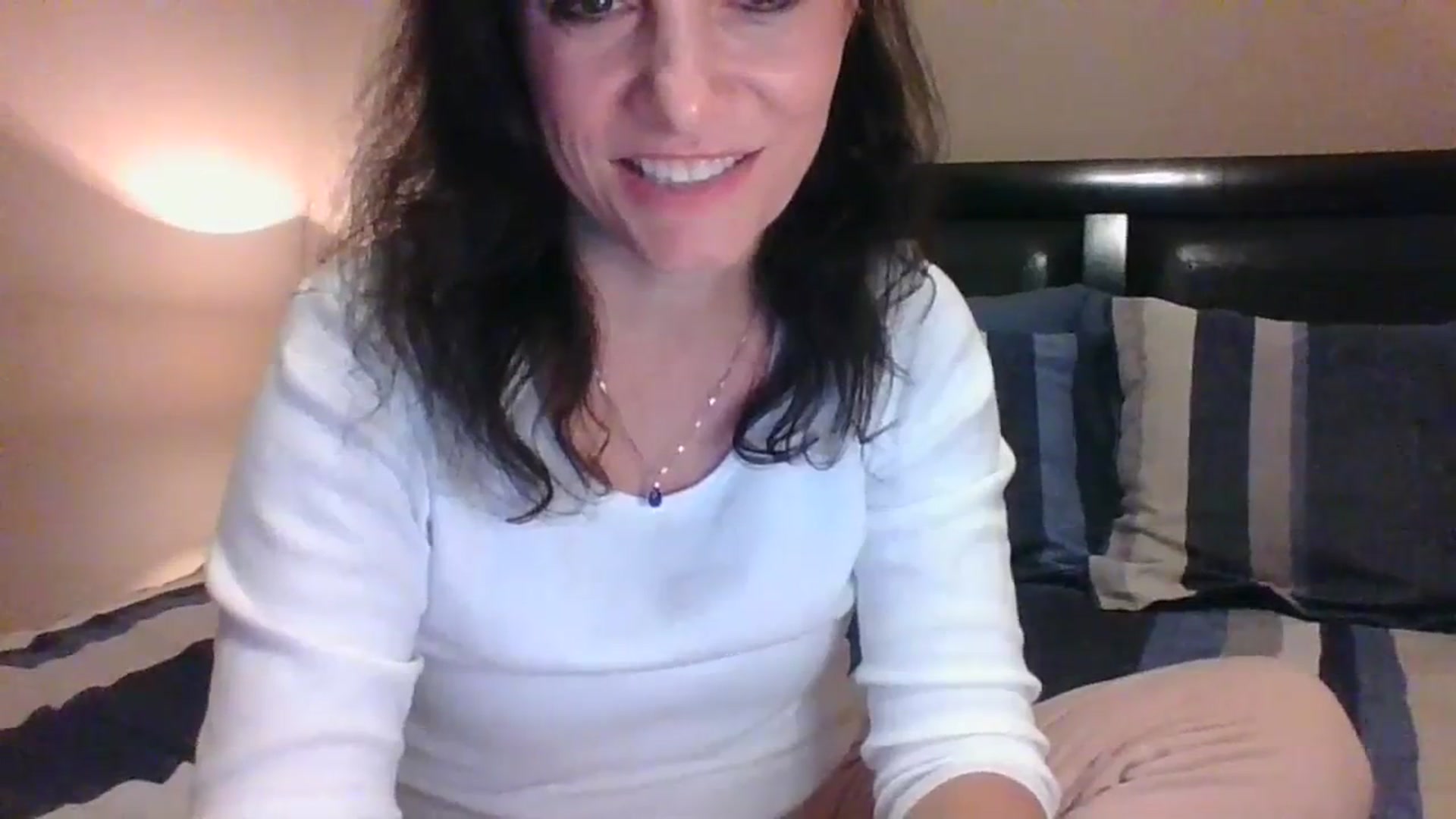 Gallery image thumbnail from LVDOLL's myfreecams stream on, 11/17/2023, 03:40 image 10 of 20
