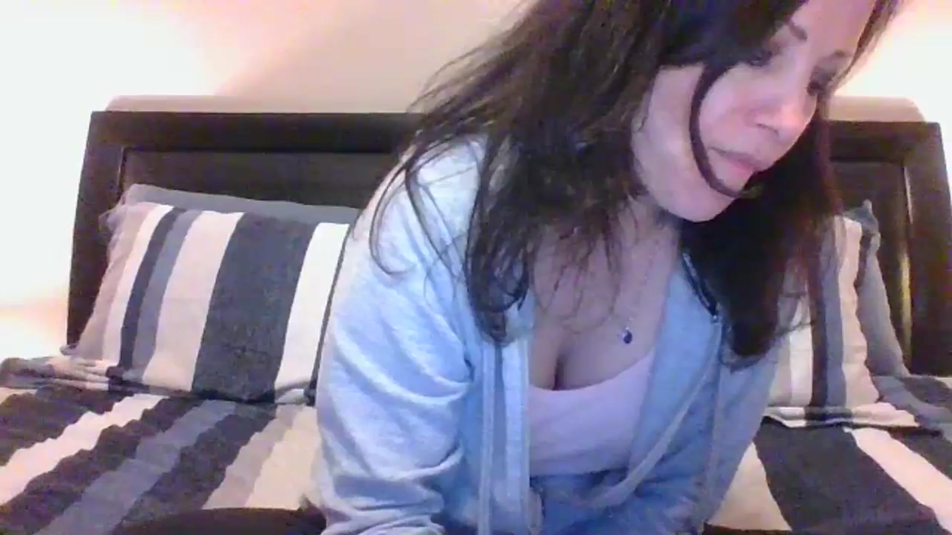 Gallery image thumbnail from LVDOLL's myfreecams stream on, 11/20/2023, 04:06 image 2 of 20