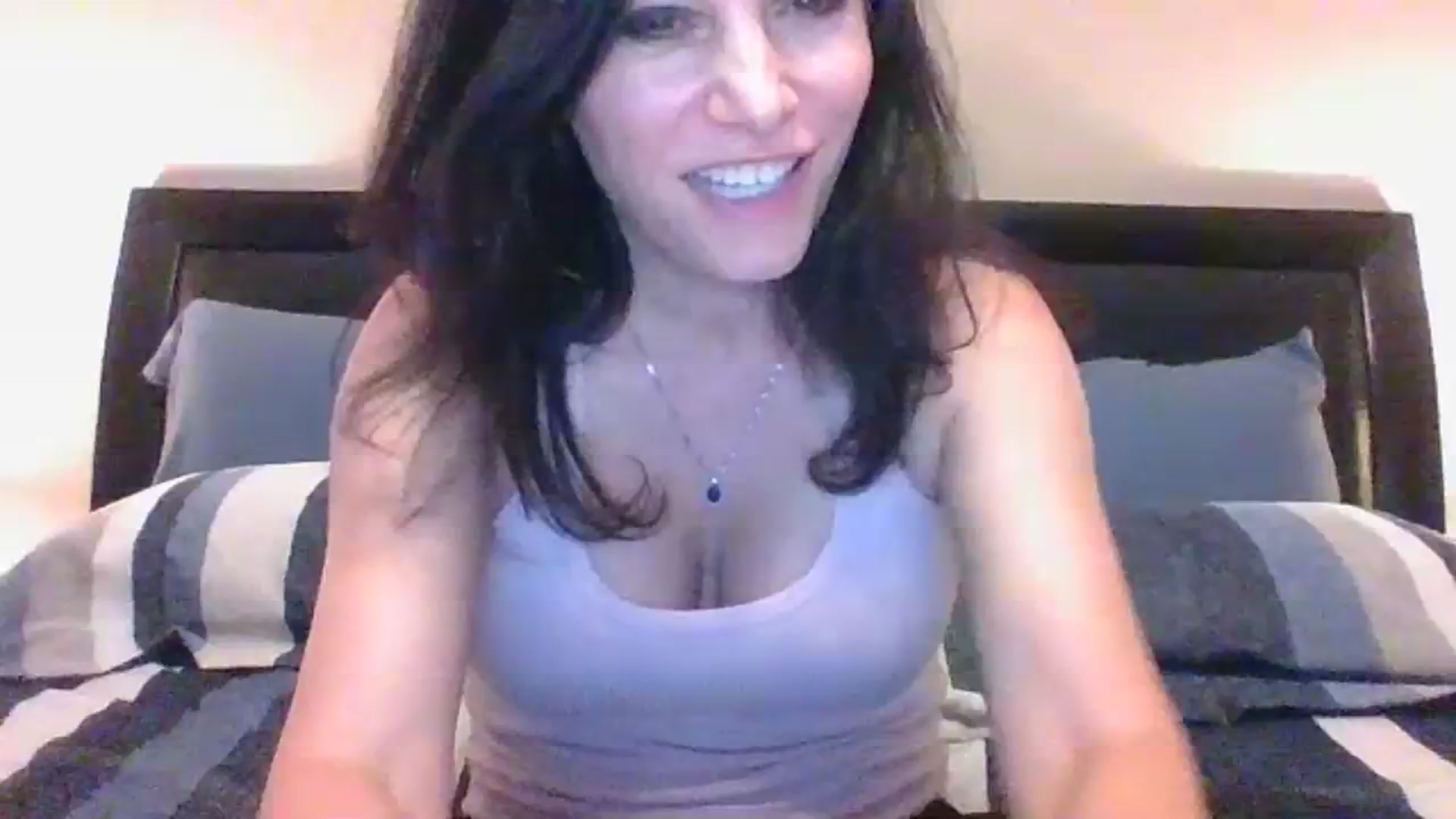 Gallery image thumbnail from LVDOLL's myfreecams stream on, 11/20/2023, 04:06 image 13 of 20
