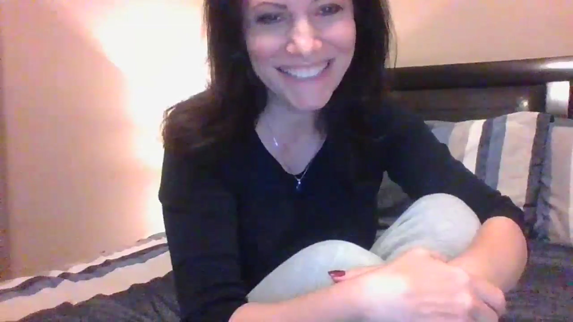 Gallery image thumbnail from LVDOLL's myfreecams stream on, 11/22/2023, 07:35 image 13 of 20