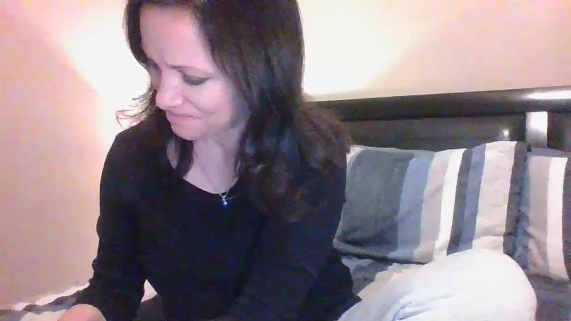 Gallery image thumbnail from LVDOLL's myfreecams stream on, 11/22/2023, 07:35 image 6 of 20