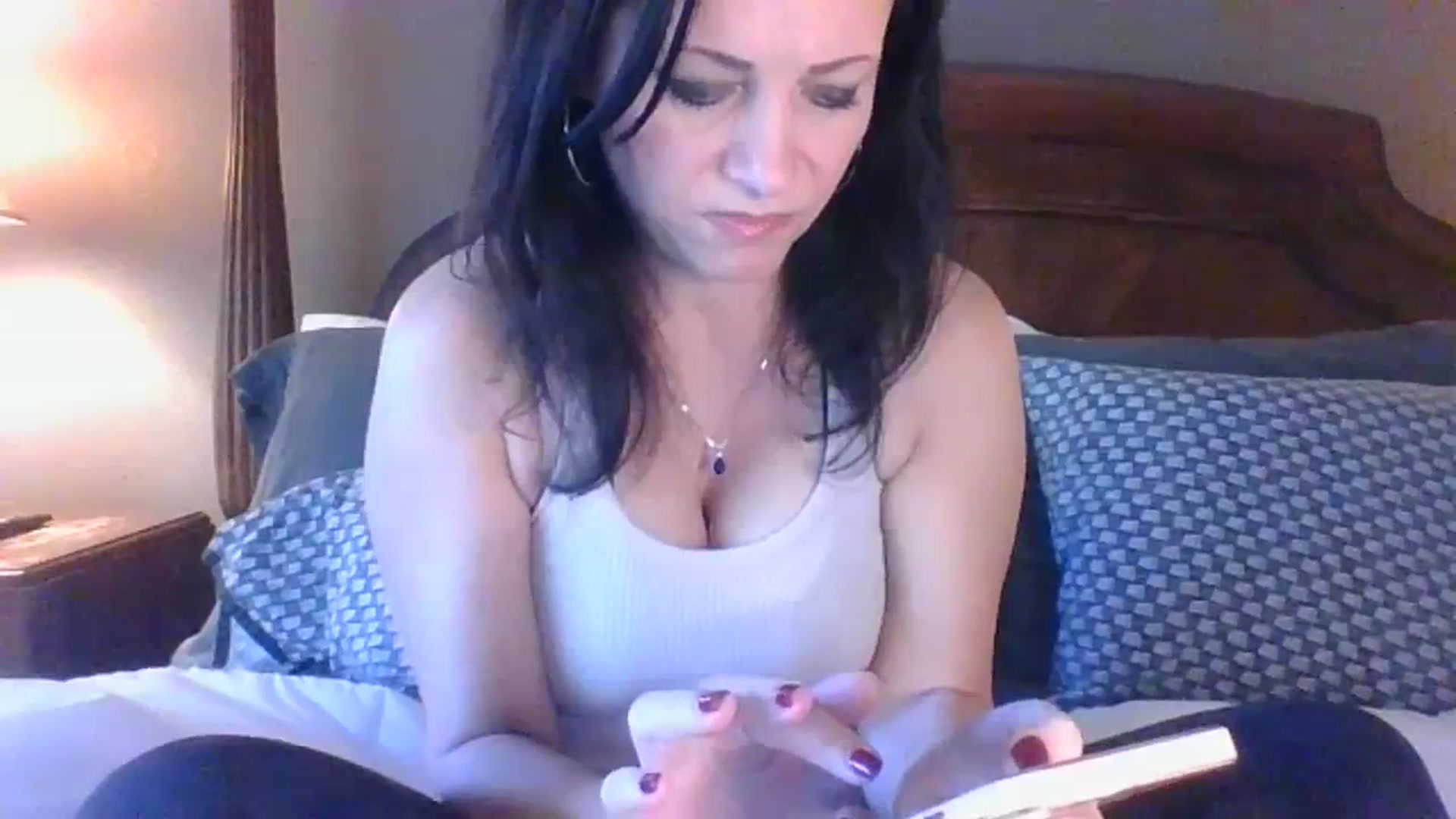 Gallery image thumbnail from LVDOLL's myfreecams stream on, 11/26/2023, 23:27 image 6 of 20