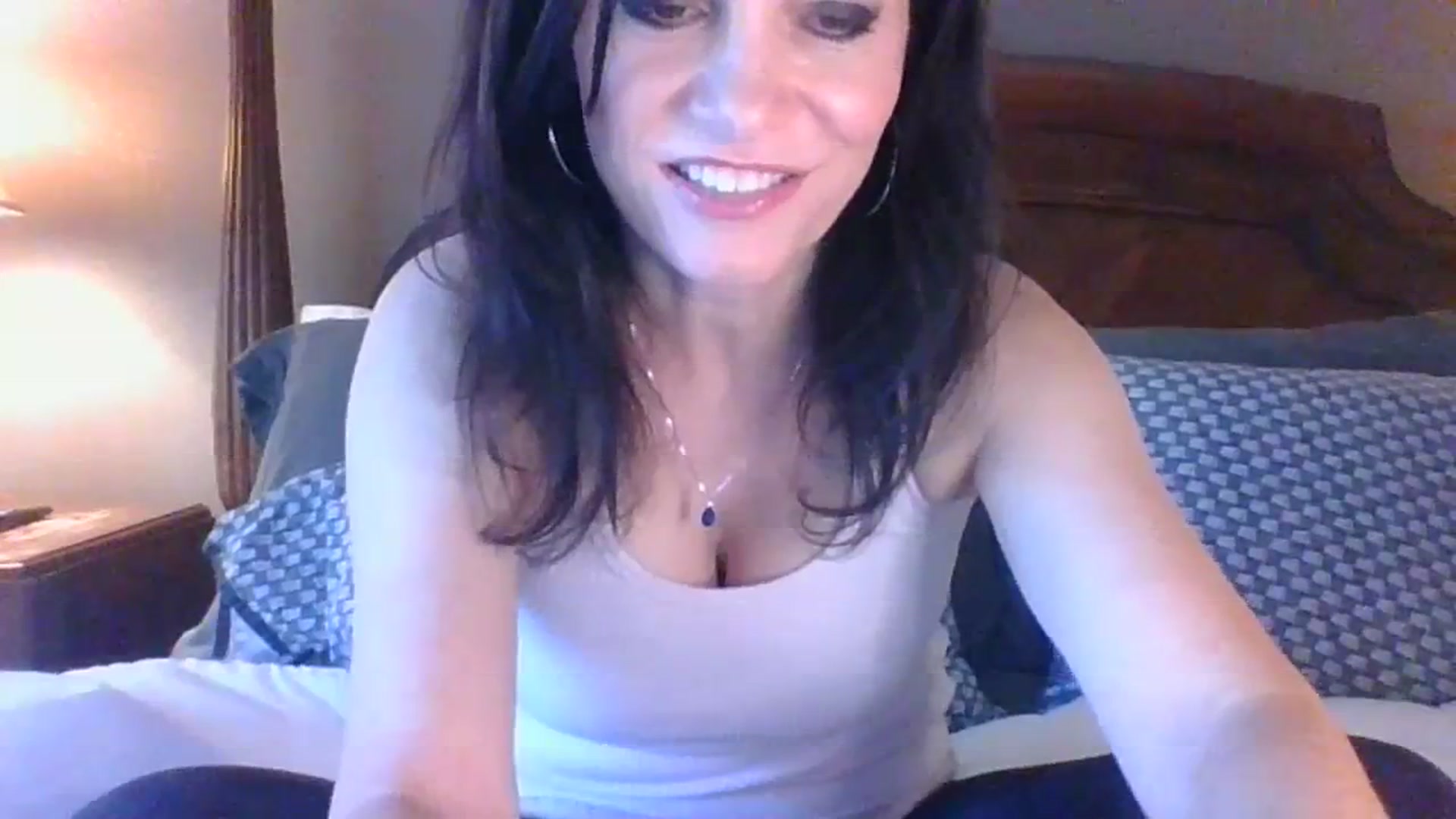 Gallery image thumbnail from LVDOLL's myfreecams stream on, 11/26/2023, 23:27 image 7 of 20