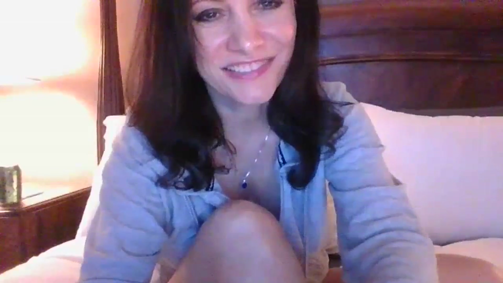 Gallery image thumbnail from LVDOLL's myfreecams stream on, 12/05/2023, 07:31 image 12 of 20