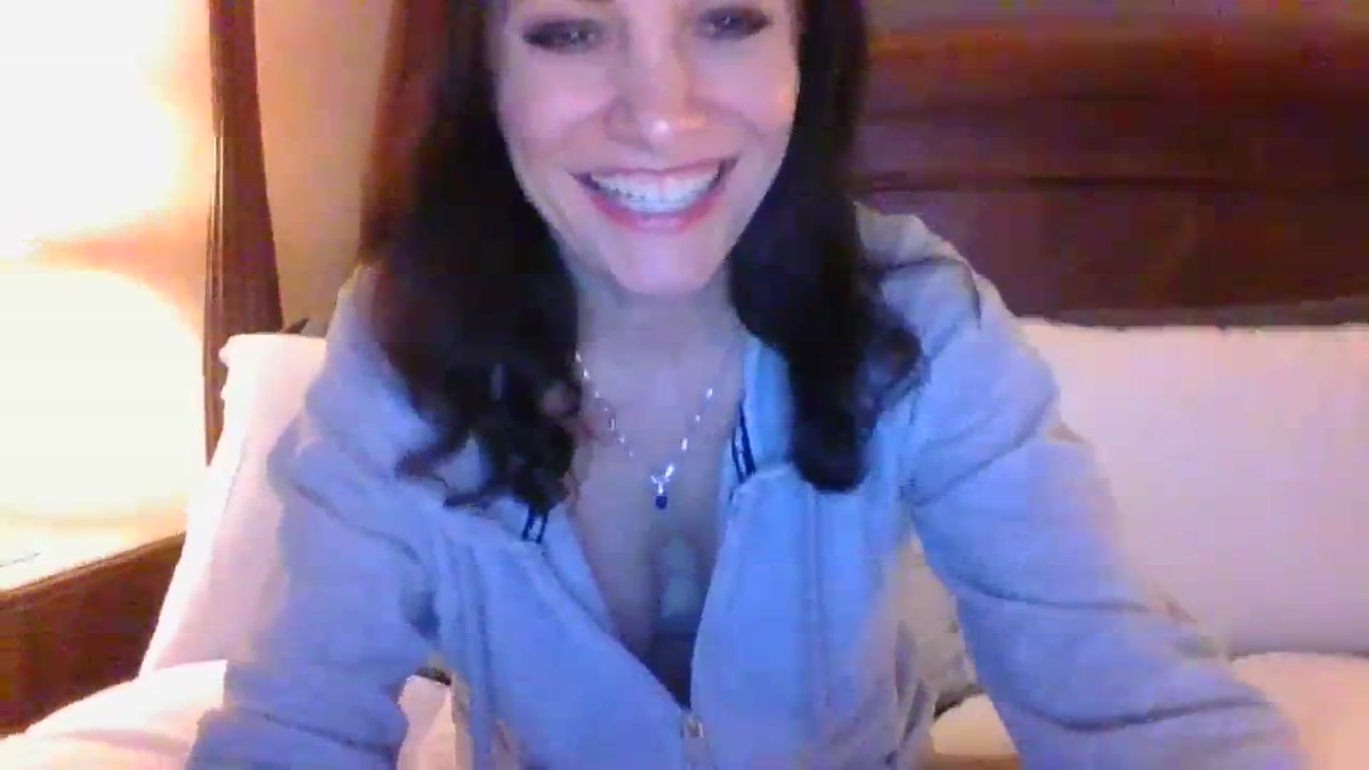 Gallery image thumbnail from LVDOLL's myfreecams stream on, 12/05/2023, 07:31 image 4 of 20
