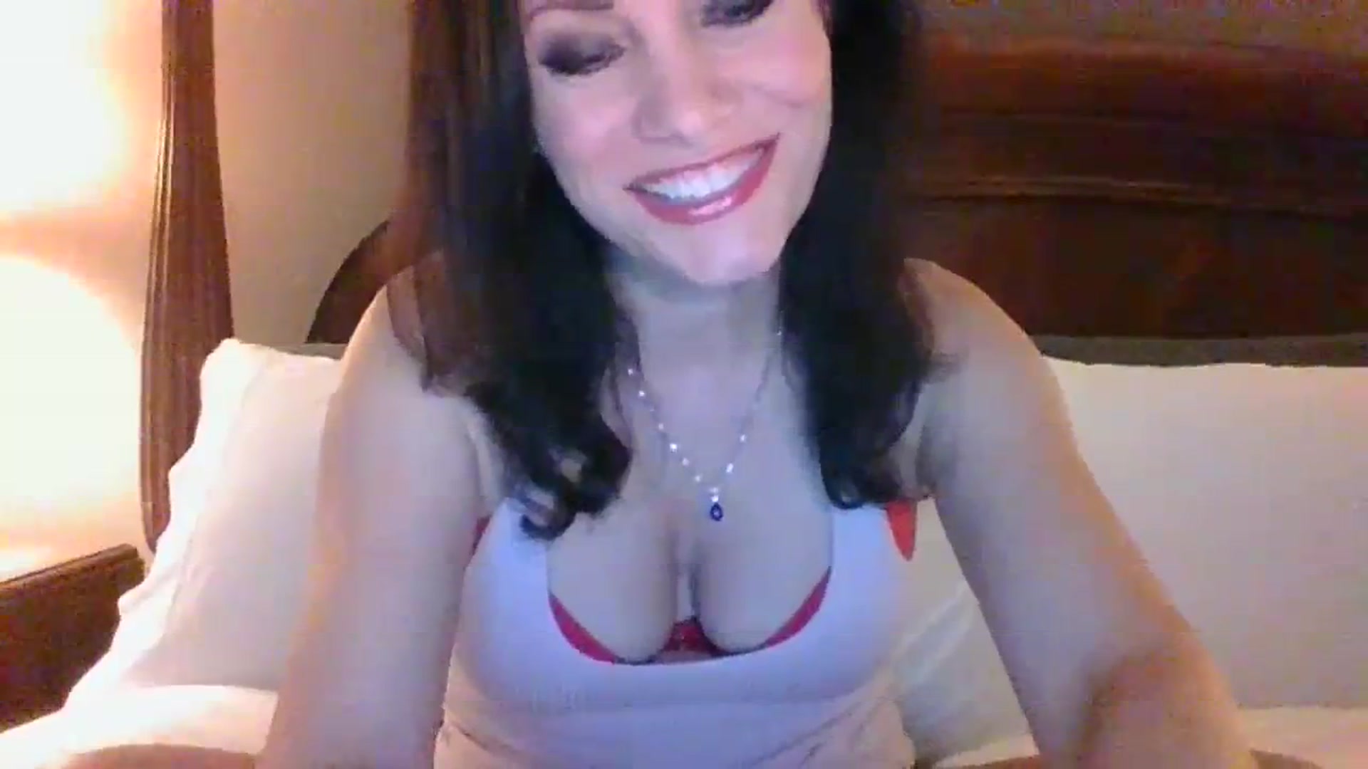 Gallery image thumbnail from LVDOLL's myfreecams stream on, 12/06/2023, 04:47 image 8 of 20
