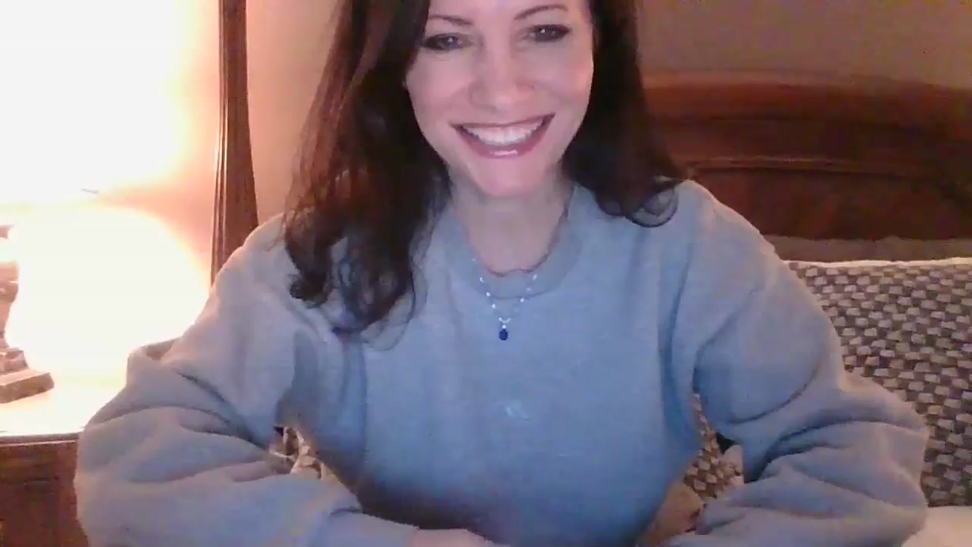 Gallery image thumbnail from LVDOLL's myfreecams stream on, 12/07/2023, 03:21 image 4 of 20