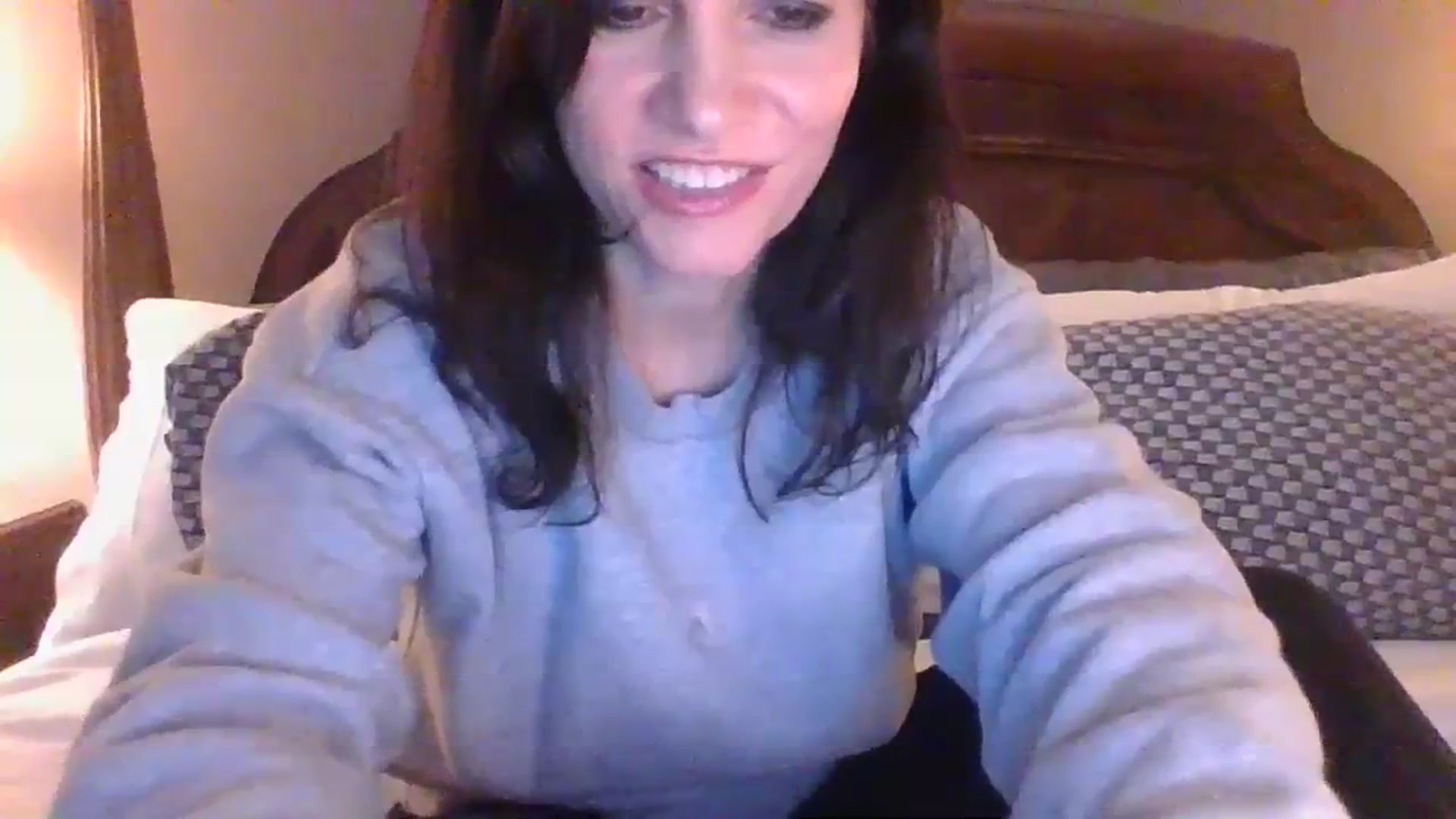 Gallery image thumbnail from LVDOLL's myfreecams stream on, 12/07/2023, 07:52 image 6 of 20