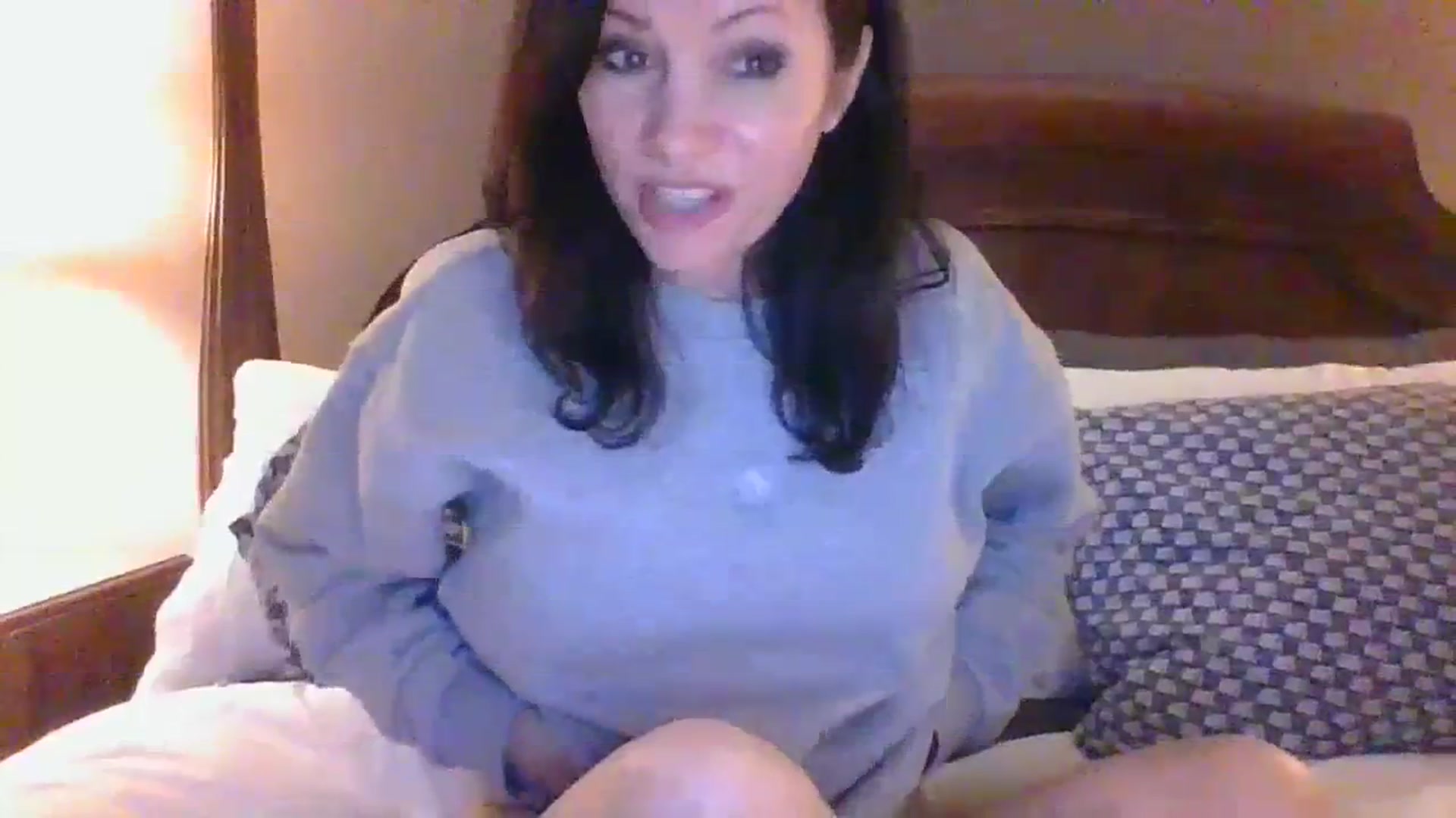 Gallery image thumbnail from LVDOLL's myfreecams stream on, 12/07/2023, 09:39 image 4 of 20