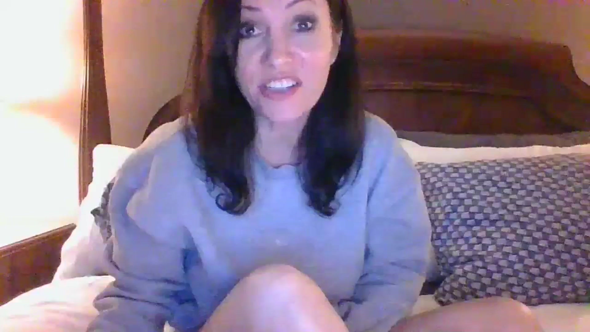 Gallery image thumbnail from LVDOLL's myfreecams stream on, 12/07/2023, 09:39 image 15 of 20