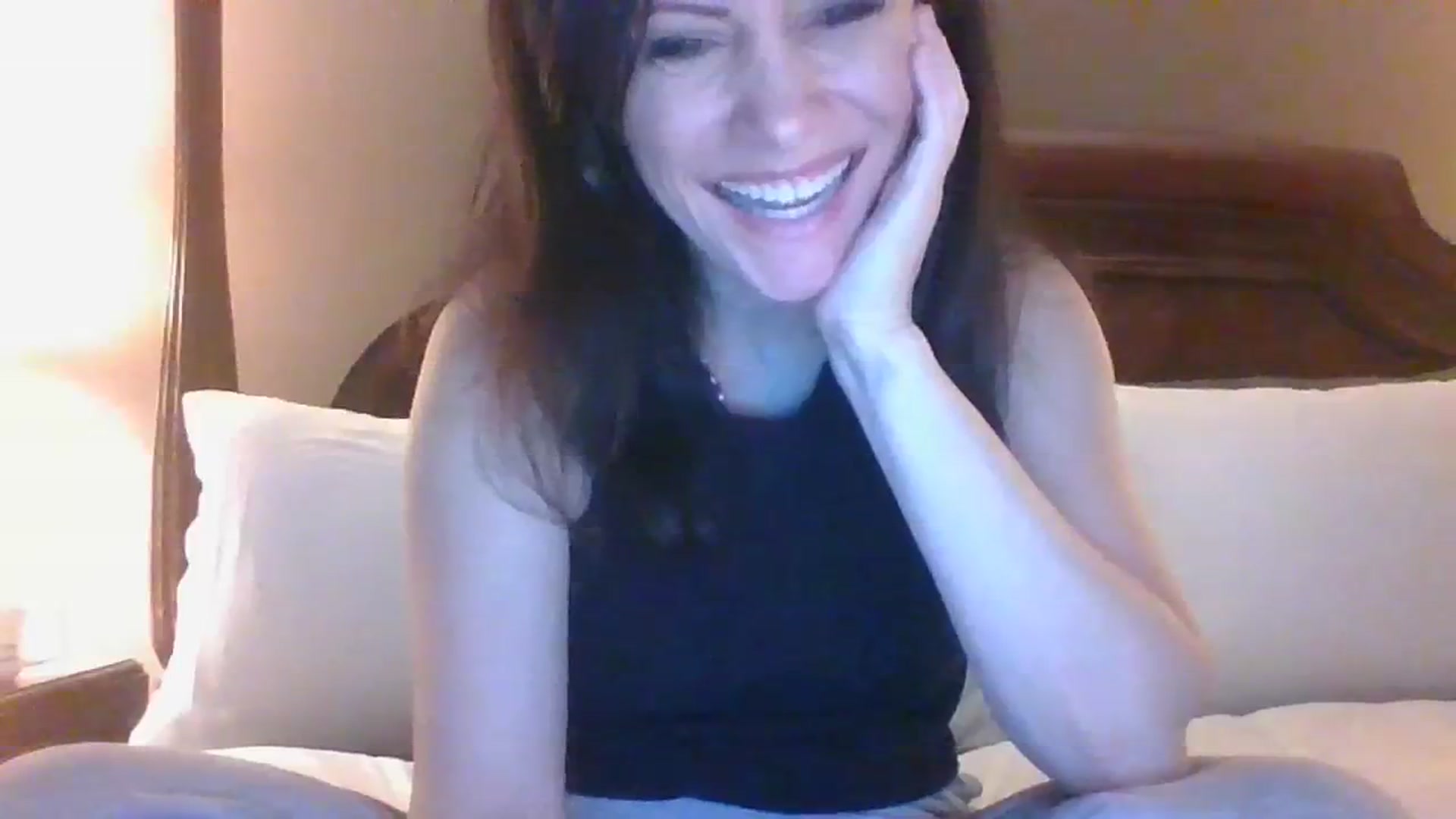 Gallery image thumbnail from LVDOLL's myfreecams stream on, 12/08/2023, 08:13 image 3 of 20