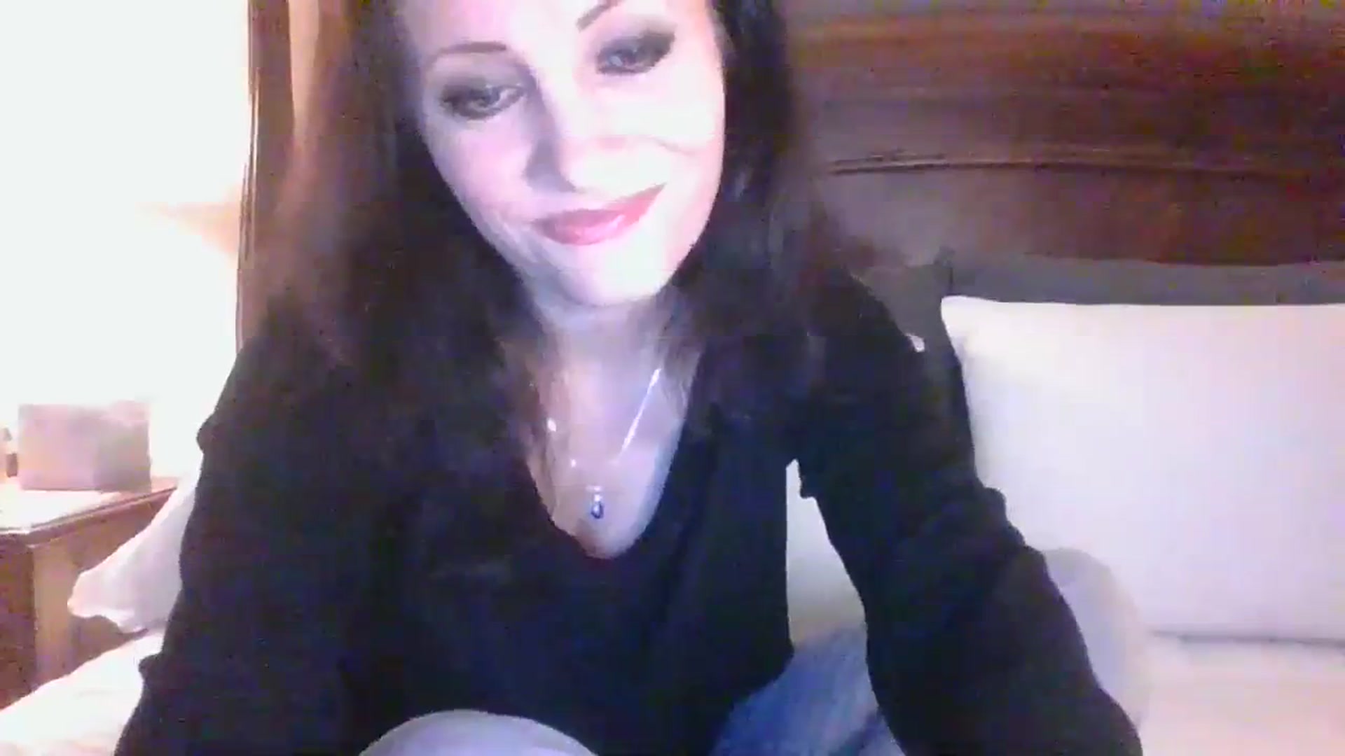 Gallery image thumbnail from LVDOLL's myfreecams stream on, 12/10/2023, 05:38 image 6 of 20