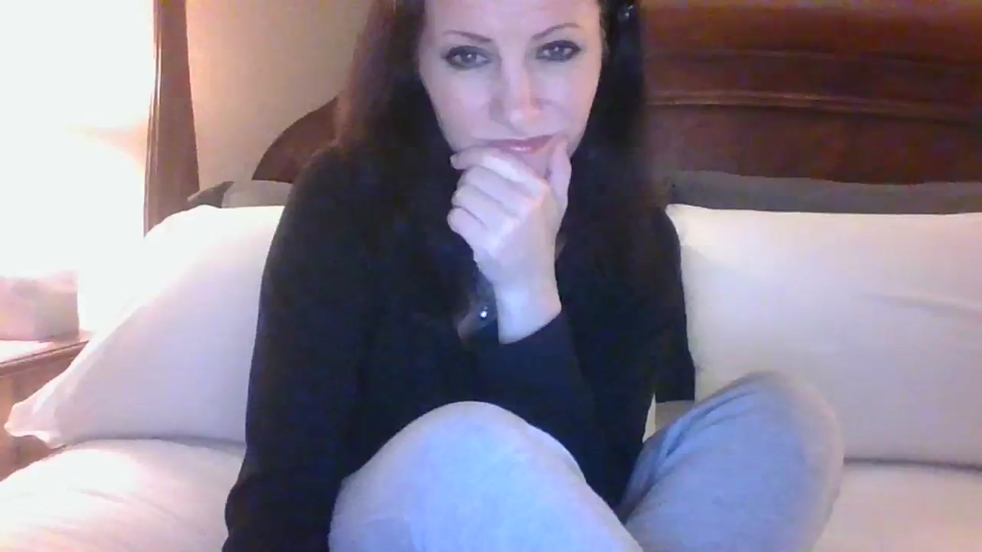 Gallery image thumbnail from LVDOLL's myfreecams stream on, 12/10/2023, 05:38 image 9 of 20