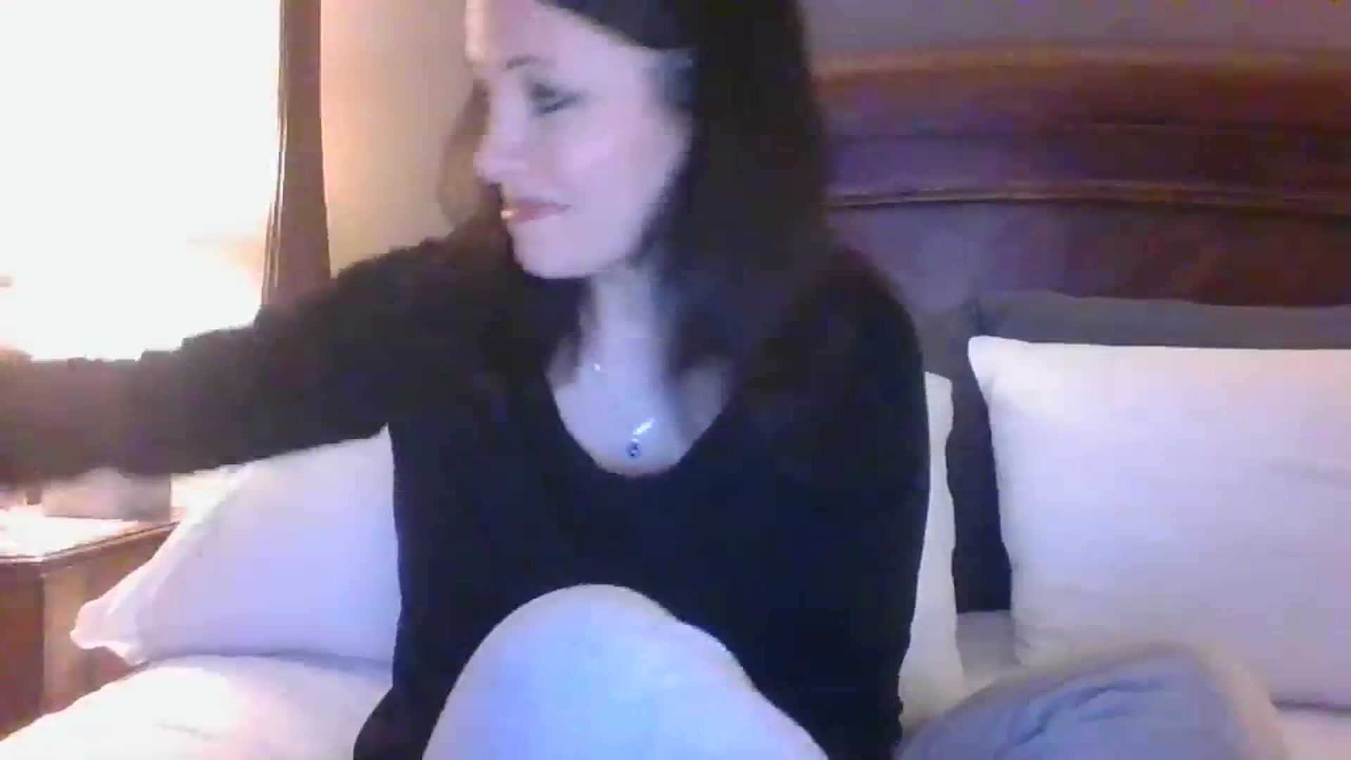 Gallery image thumbnail from LVDOLL's myfreecams stream on, 12/10/2023, 05:38 image 14 of 20