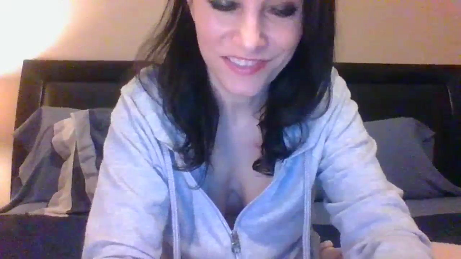 Gallery image thumbnail from LVDOLL's myfreecams stream on, 12/11/2023, 05:41 image 5 of 20