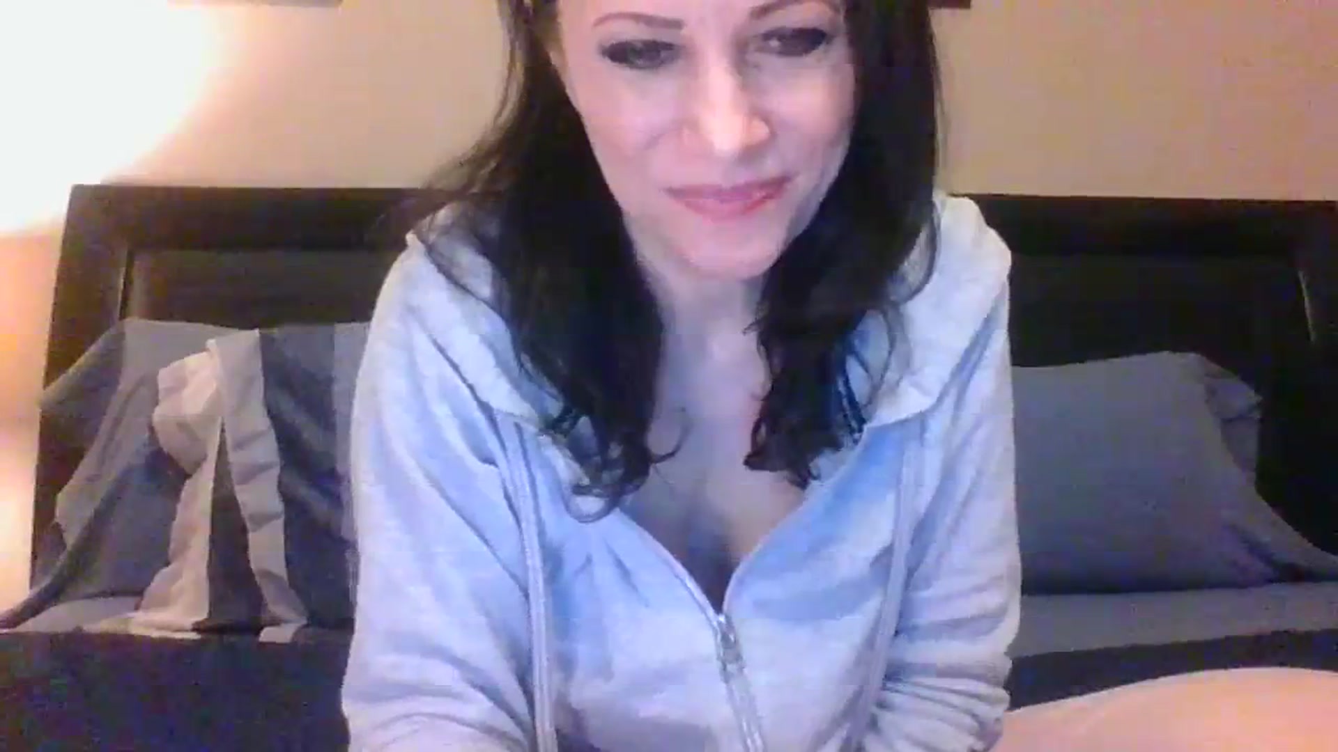 Gallery image thumbnail from LVDOLL's myfreecams stream on, 12/11/2023, 05:41 image 3 of 20