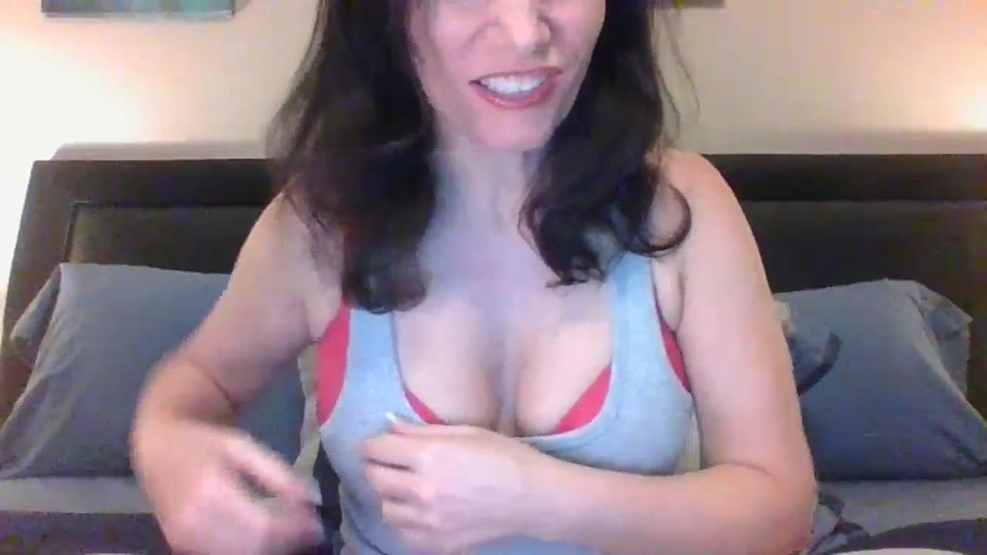 Gallery image thumbnail from LVDOLL's myfreecams stream on, 12/12/2023, 04:06 image 2 of 20