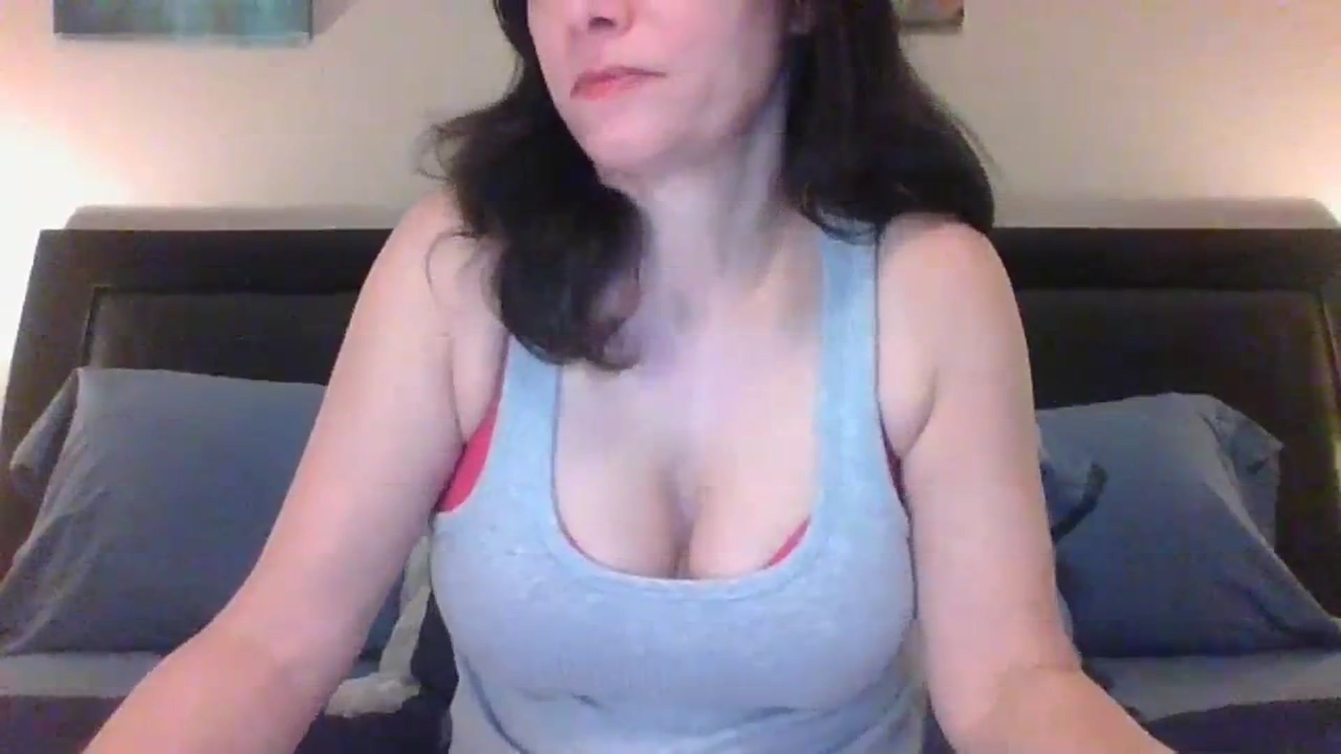 Gallery image thumbnail from LVDOLL's myfreecams stream on, 12/12/2023, 04:06 image 19 of 20