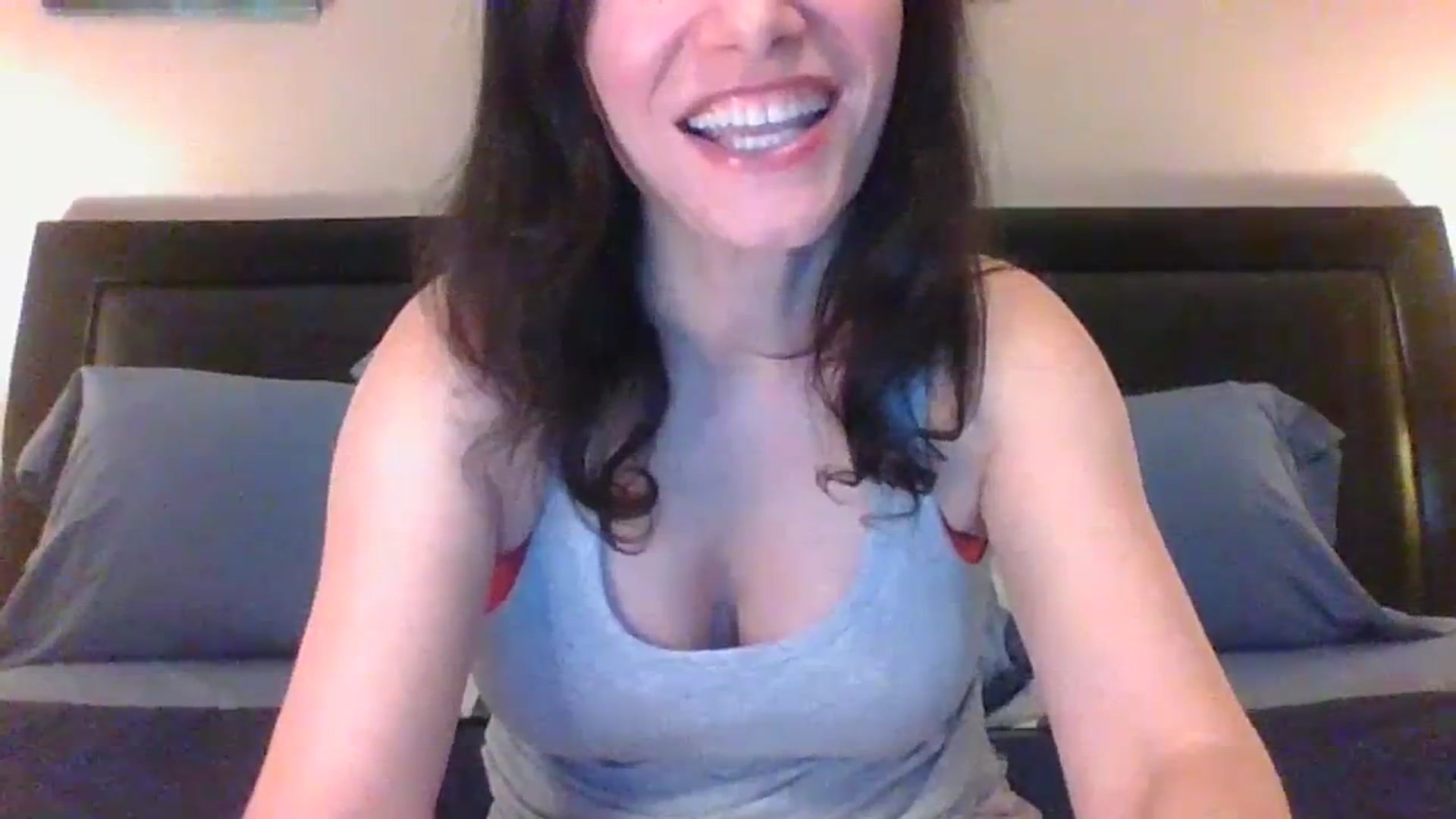 Gallery image thumbnail from LVDOLL's myfreecams stream on, 12/12/2023, 05:33 image 17 of 20