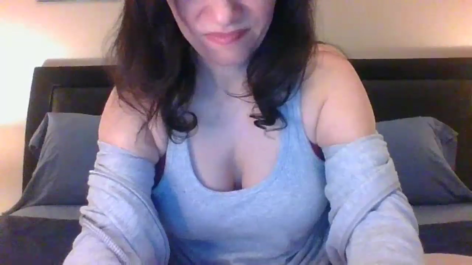Gallery image thumbnail from LVDOLL's myfreecams stream on, 12/12/2023, 05:33 image 8 of 20