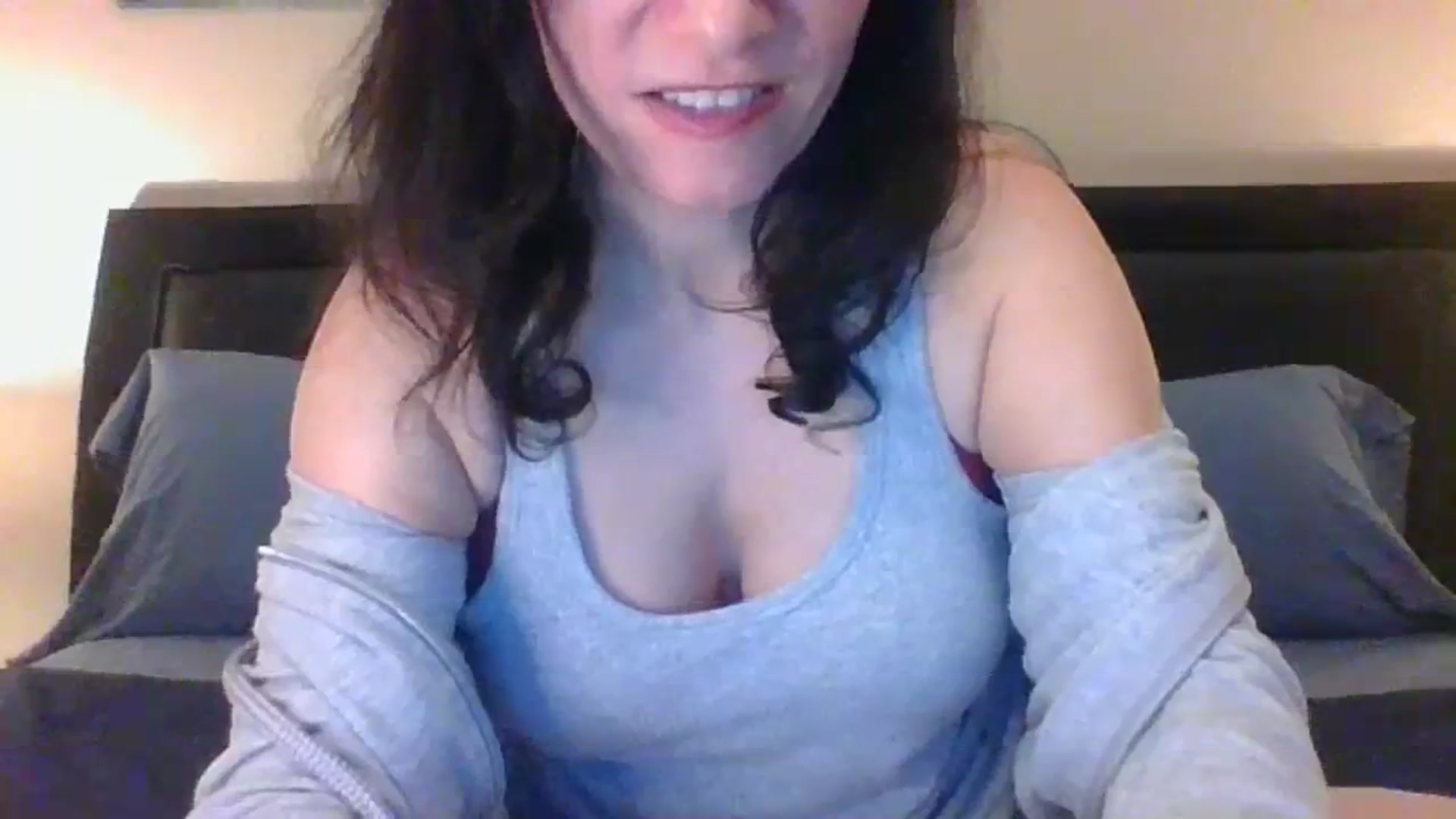 Gallery image thumbnail from LVDOLL's myfreecams stream on, 12/12/2023, 05:33 image 7 of 20
