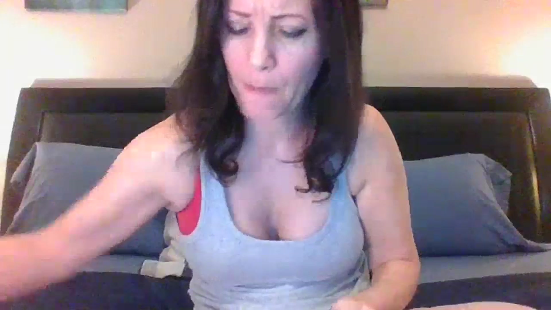 Gallery image thumbnail from LVDOLL's myfreecams stream on, 12/12/2023, 05:33 image 20 of 20
