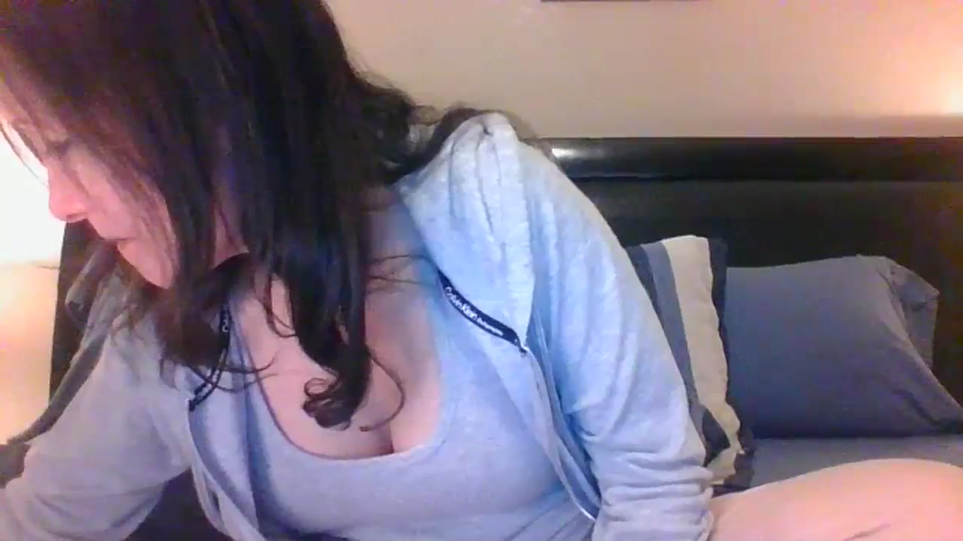 Gallery image thumbnail from LVDOLL's myfreecams stream on, 12/12/2023, 05:33 image 4 of 20