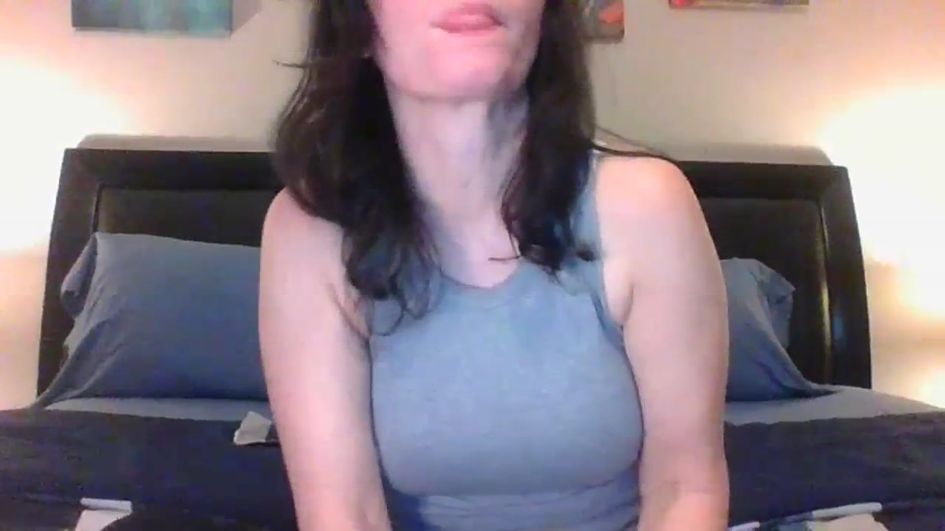Gallery image thumbnail from LVDOLL's myfreecams stream on, 12/13/2023, 24:51 image 4 of 20