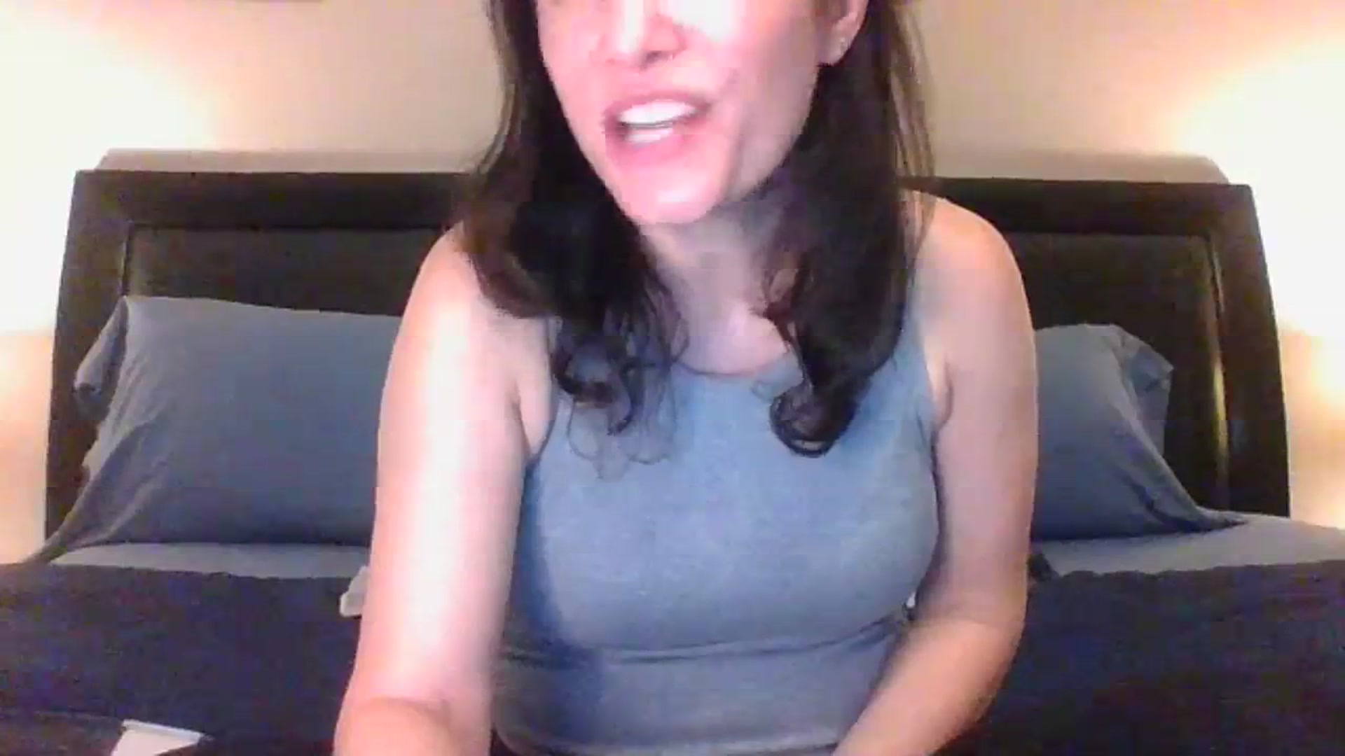 Gallery image thumbnail from LVDOLL's myfreecams stream on, 12/13/2023, 24:51 image 13 of 20