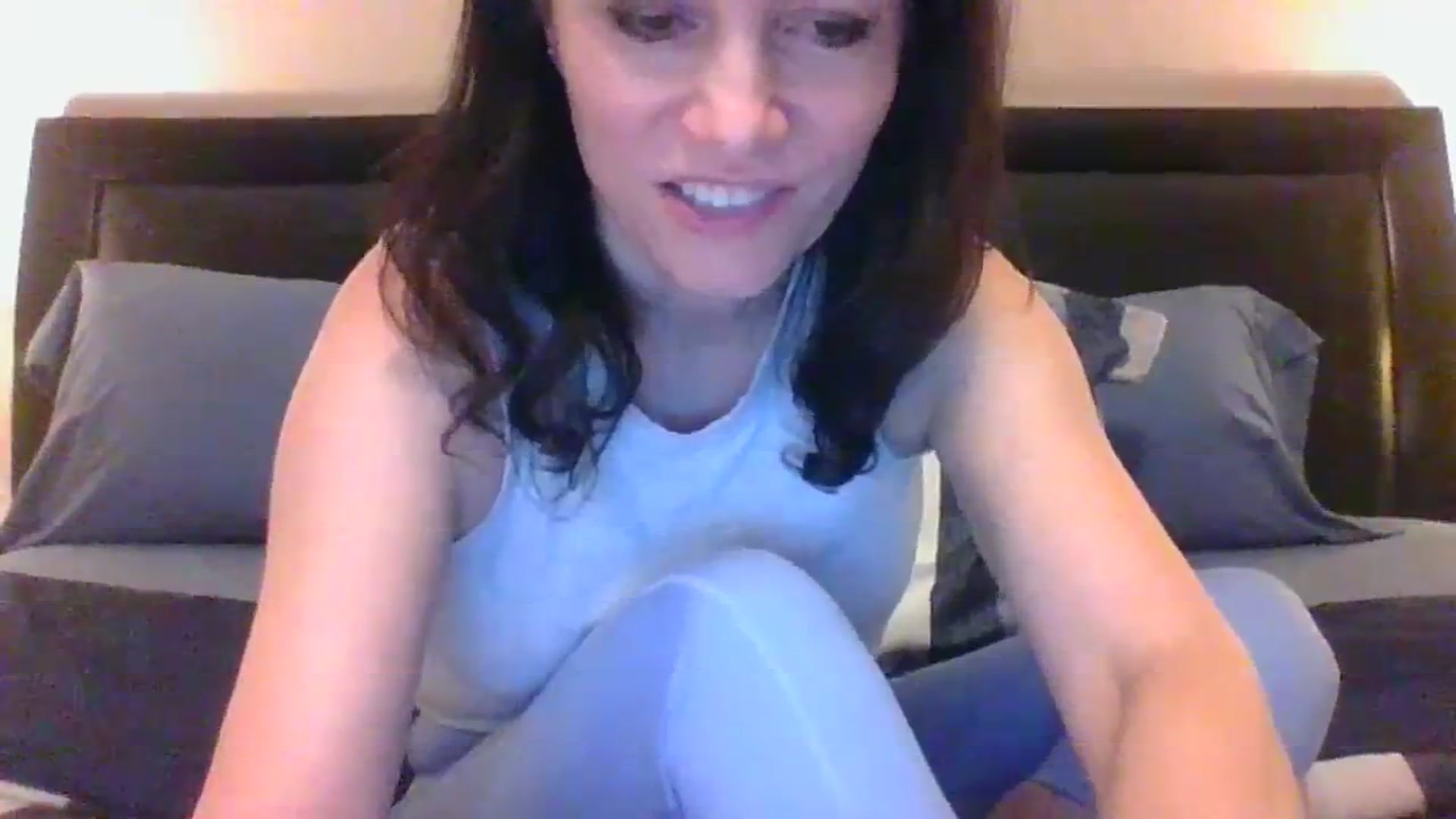 Gallery image thumbnail from LVDOLL's myfreecams stream on, 12/13/2023, 06:01 image 10 of 20