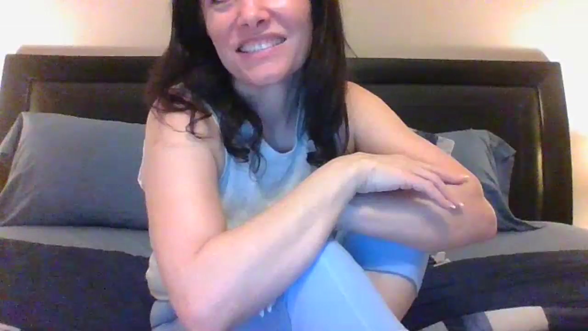 Gallery image thumbnail from LVDOLL's myfreecams stream on, 12/13/2023, 06:01 image 19 of 20