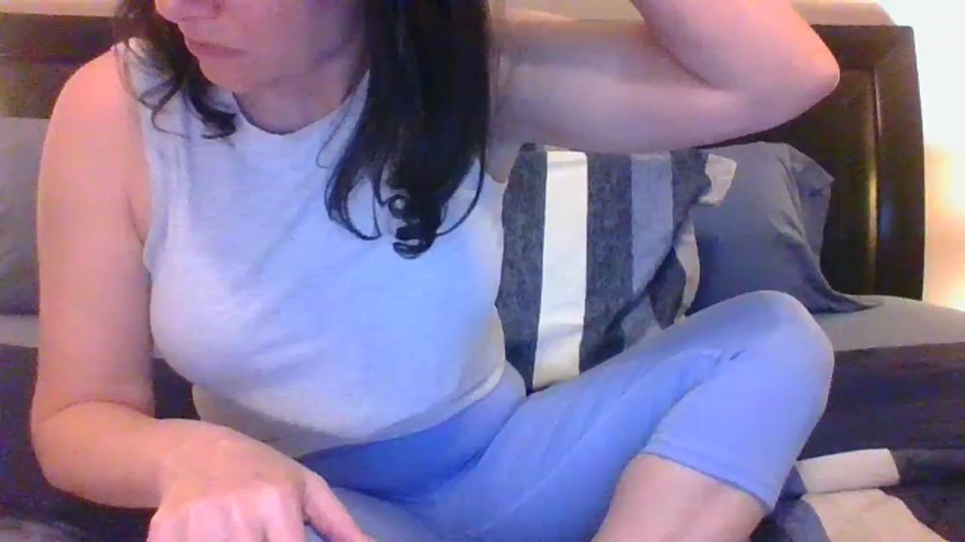 Gallery image thumbnail from LVDOLL's myfreecams stream on, 12/13/2023, 06:01 image 6 of 20