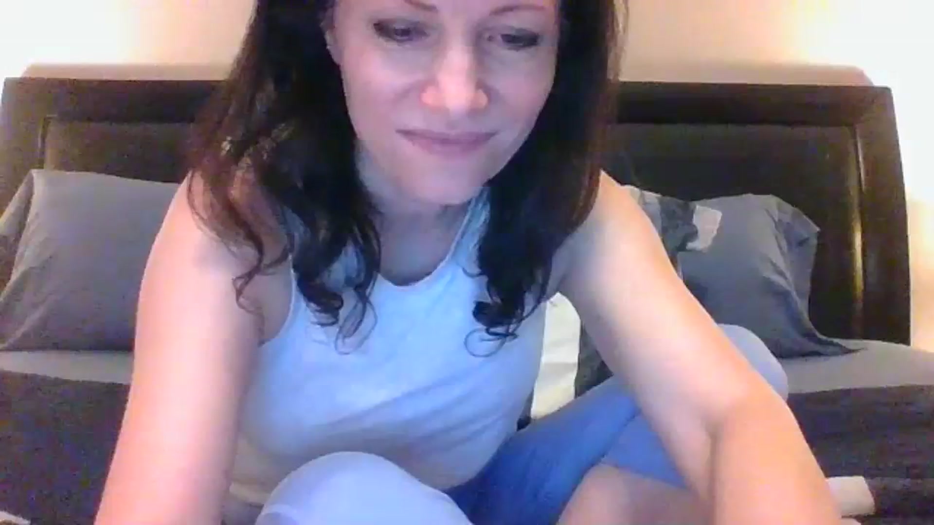 Gallery image thumbnail from LVDOLL's myfreecams stream on, 12/13/2023, 06:01 image 18 of 20