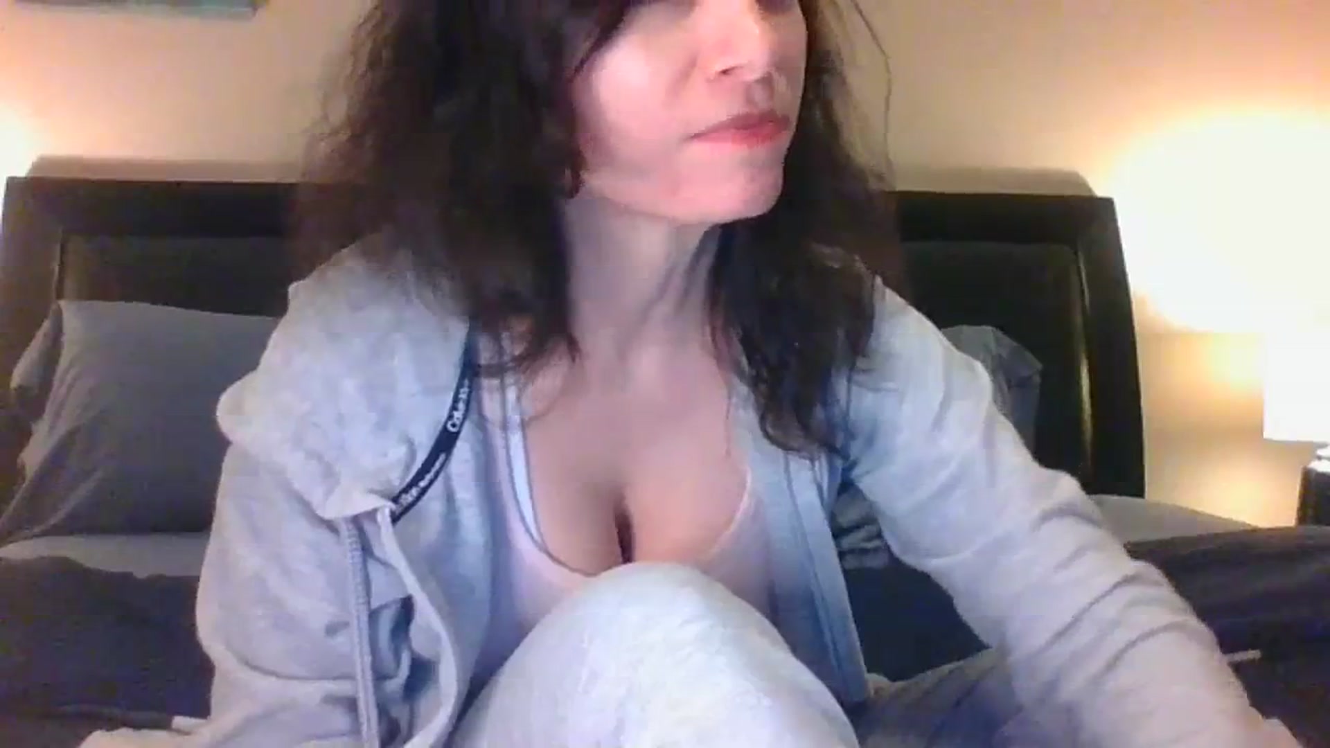 Gallery image thumbnail from LVDOLL's myfreecams stream on, 12/14/2023, 06:30 image 4 of 20