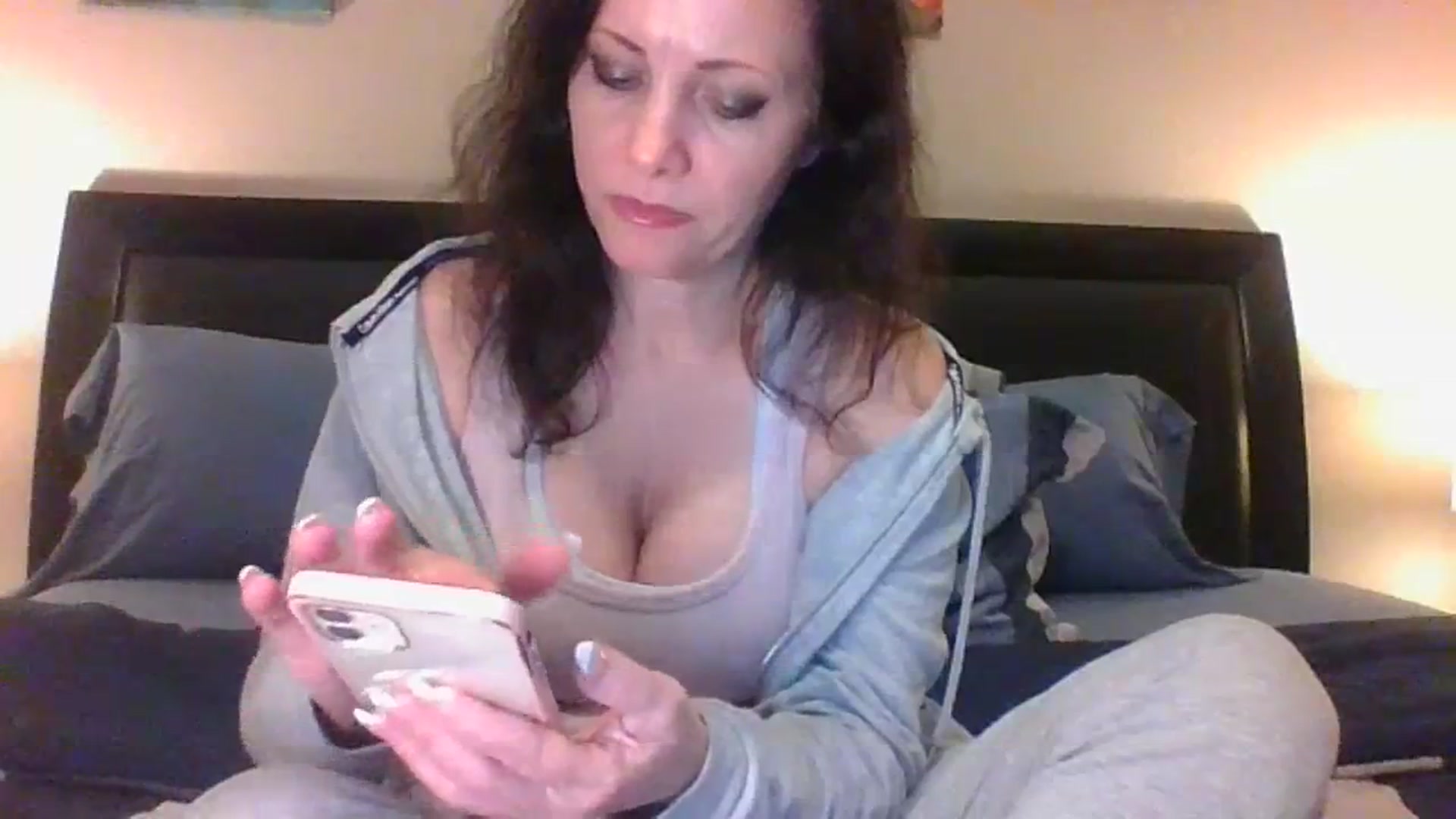Gallery image thumbnail from LVDOLL's myfreecams stream on, 12/14/2023, 06:30 image 12 of 20