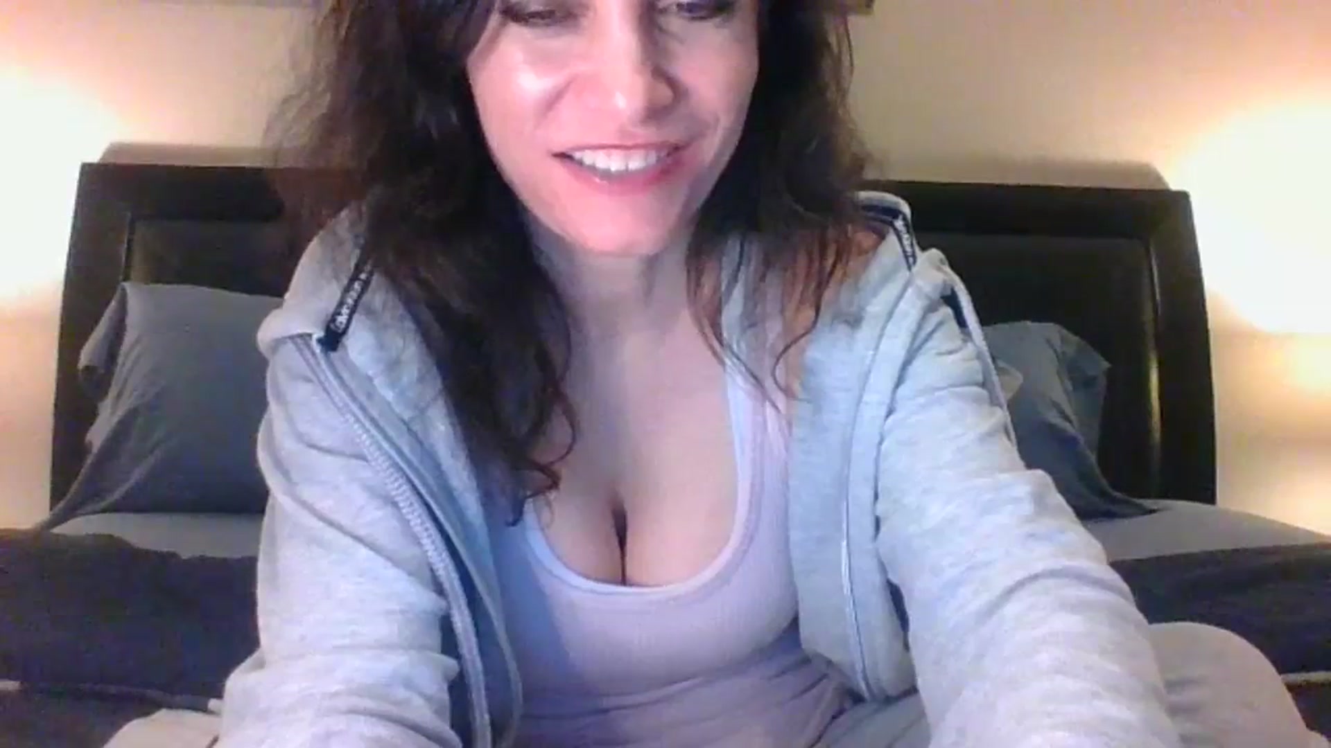Gallery image thumbnail from LVDOLL's myfreecams stream on, 12/14/2023, 06:30 image 13 of 20