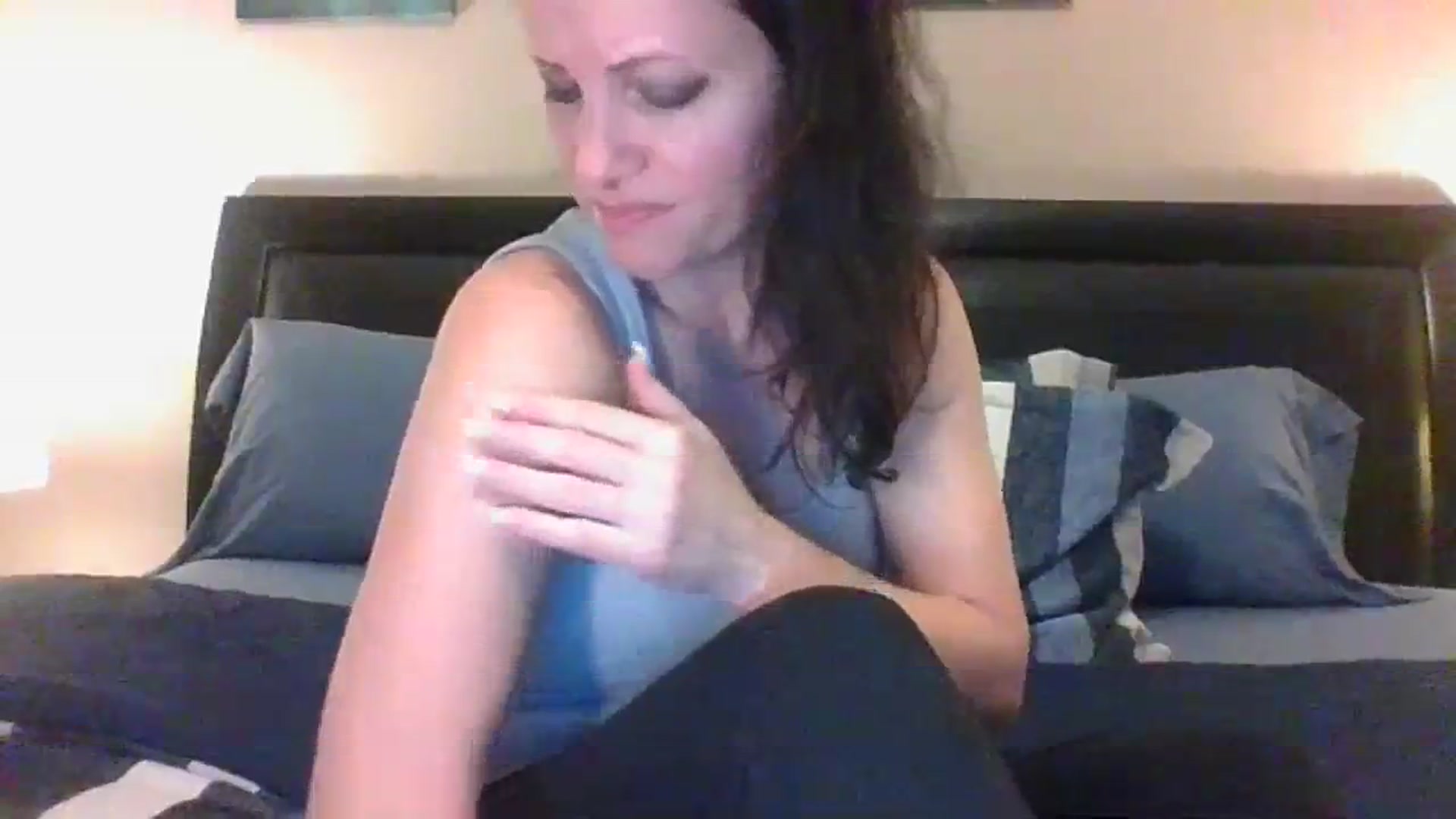 Gallery image thumbnail from LVDOLL's myfreecams stream on, 12/15/2023, 03:35 image 10 of 20