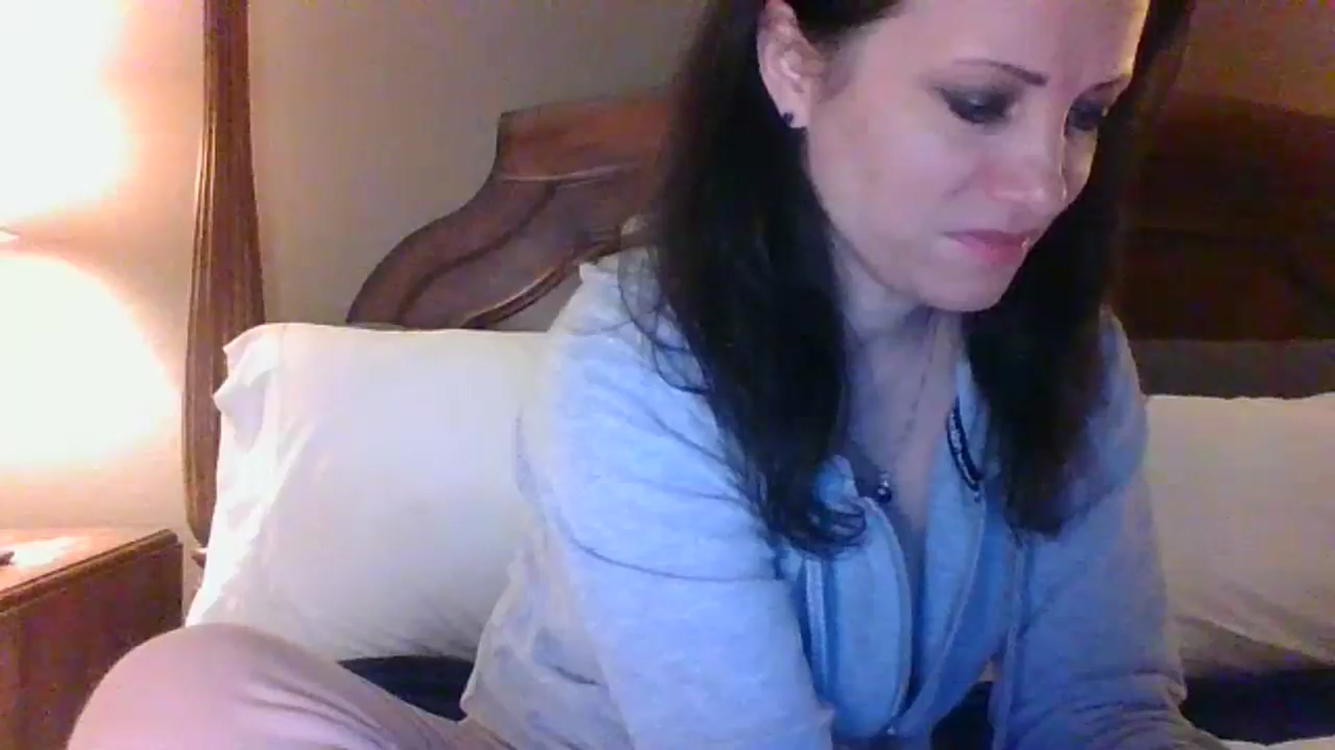 Gallery image thumbnail from LVDOLL's myfreecams stream on, 12/20/2023, 02:40 image 5 of 20