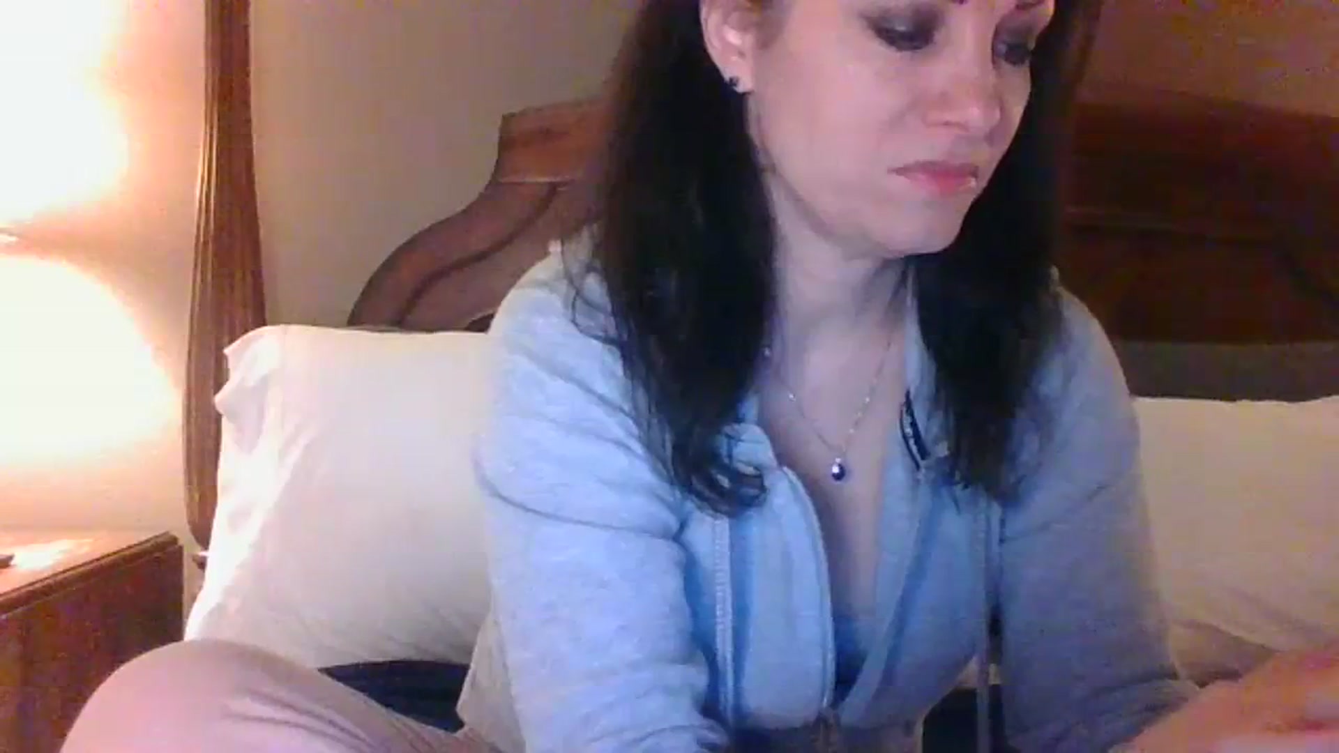 Gallery image thumbnail from LVDOLL's myfreecams stream on, 12/20/2023, 02:40 image 13 of 20